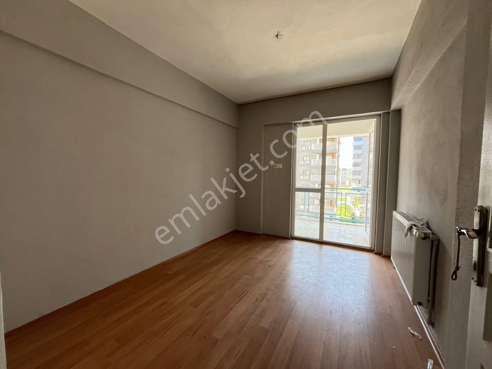 🏡 Göl-san Gayrimenkul’den 🏡 Yıldıztepe Mahallesi Belediye Konutlarında !!! - Görsel 9