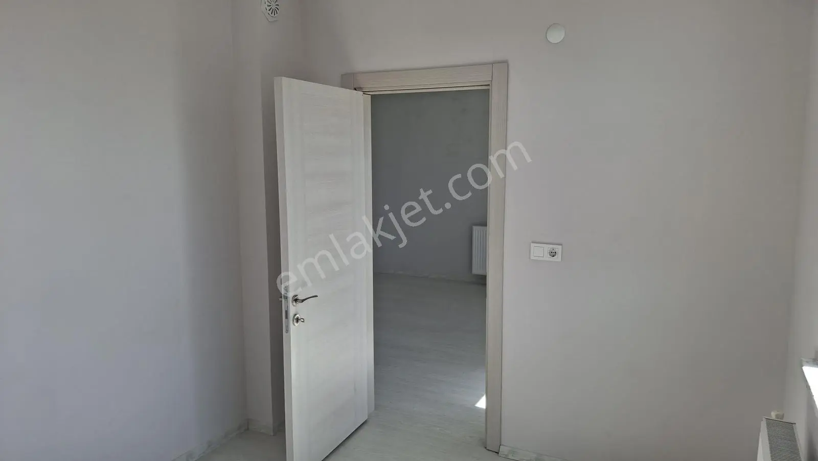 Edirne Merkez Atatürk Mahallesi Kiralık 1+1 - Görsel 17