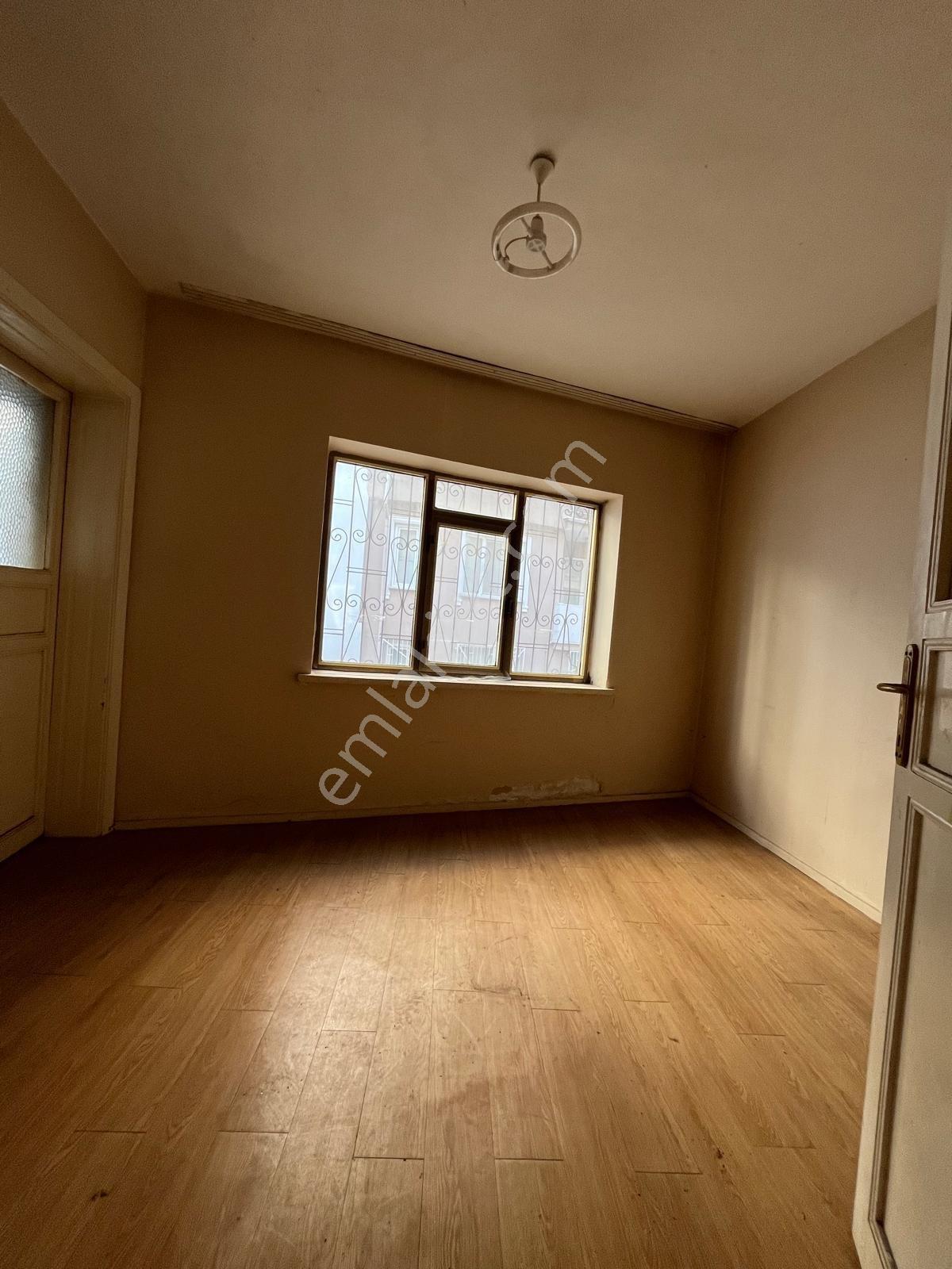 Edirne Medrese Alibey Mah. Satılık 3 Katlı Bina 3 Adet 3+1 Daire - Görsel 8