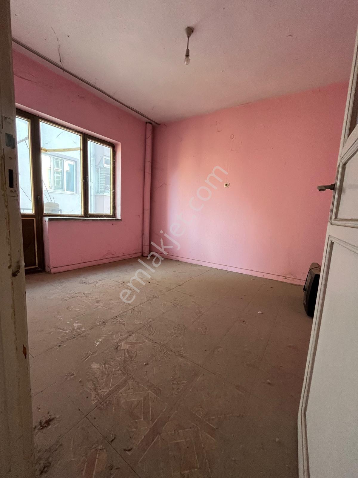 Edirne Medrese Alibey Mah. Satılık 3 Katlı Bina 3 Adet 3+1 Daire - Görsel 11