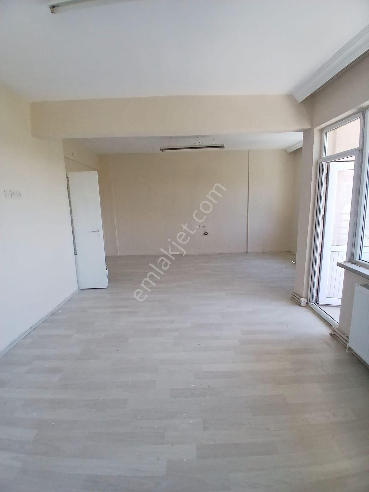 Akçay Emlak'tan Akşehir Stadyum Yanında Kiralık 3+1 Daire - Görsel 6
