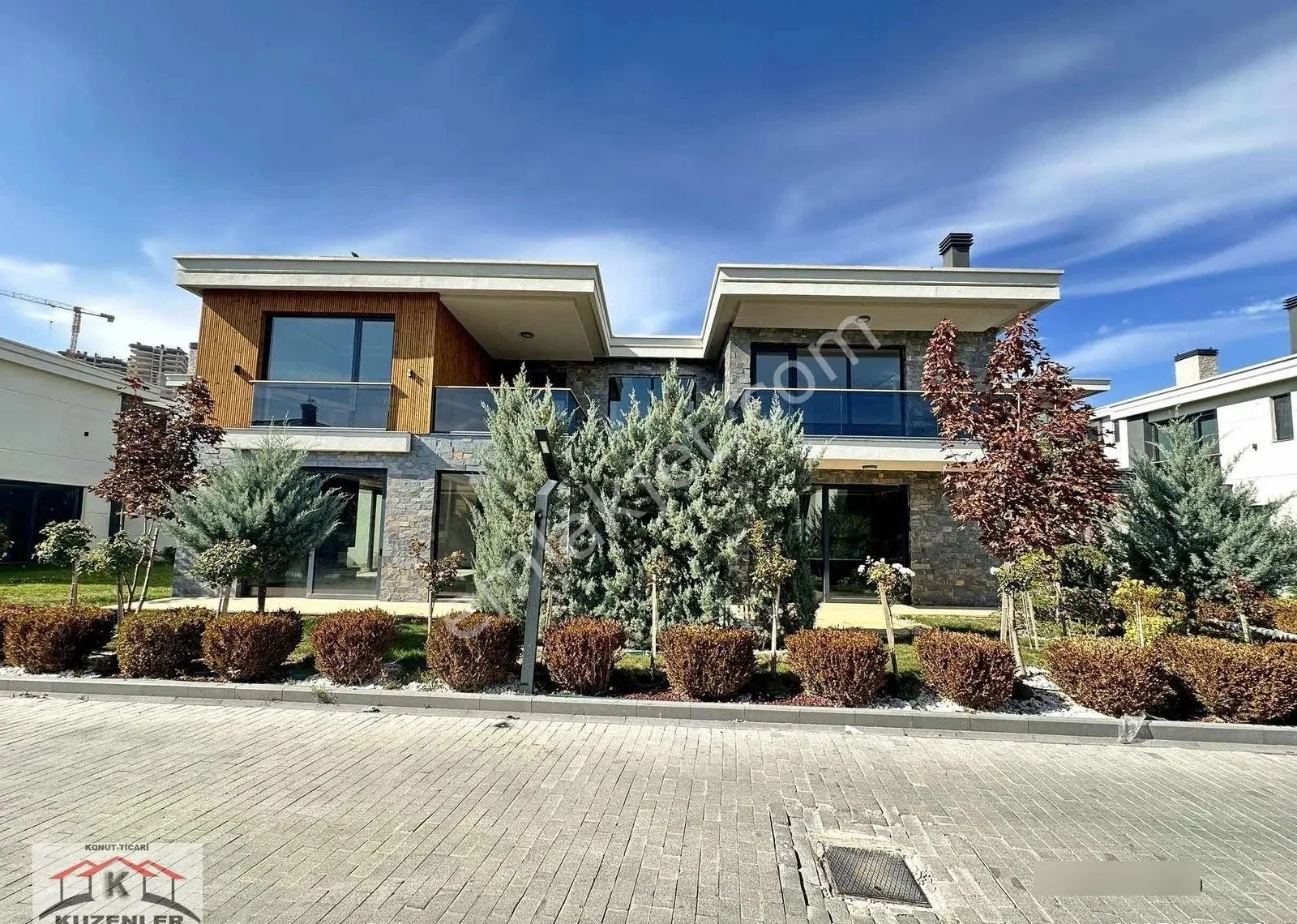 _kuzenler Emlak_ankavia Villaları_7/24 Güvenlik K.garajlı Villa_