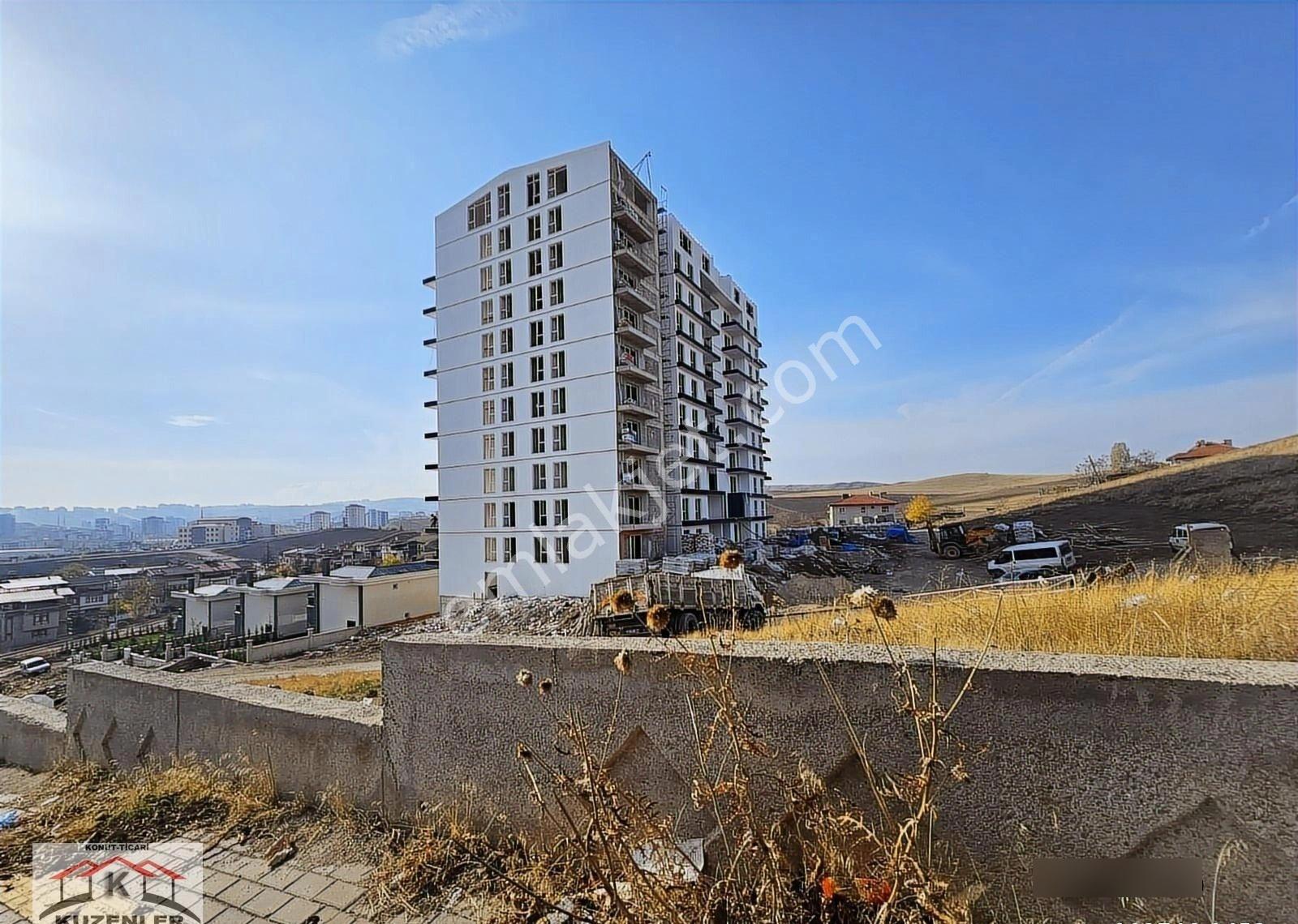 Kuzenler'dn Cumhuriyet Mah.site İçerisinde 8kat 12m2 Teraslı 2+1 - Görsel 13