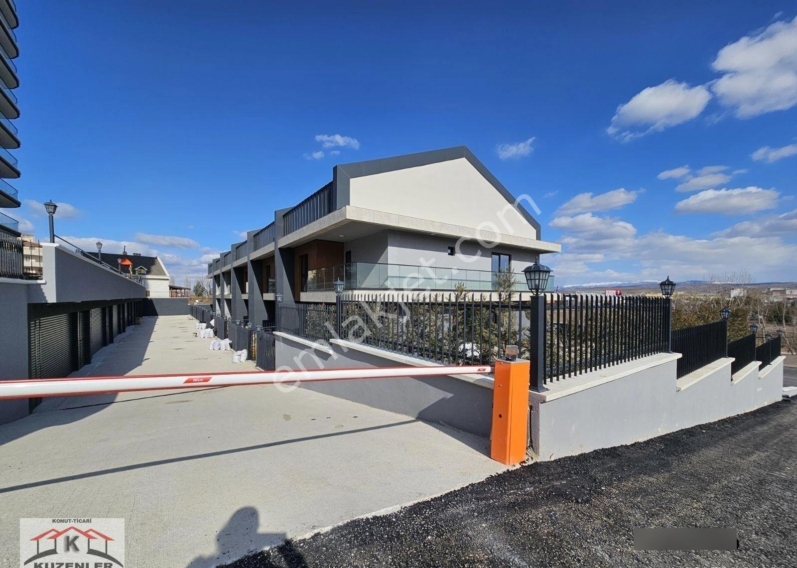 Pineta Sitesi_protokol Yolunda Güvenlik K.otopark 3banyolu Villa - Görsel 25