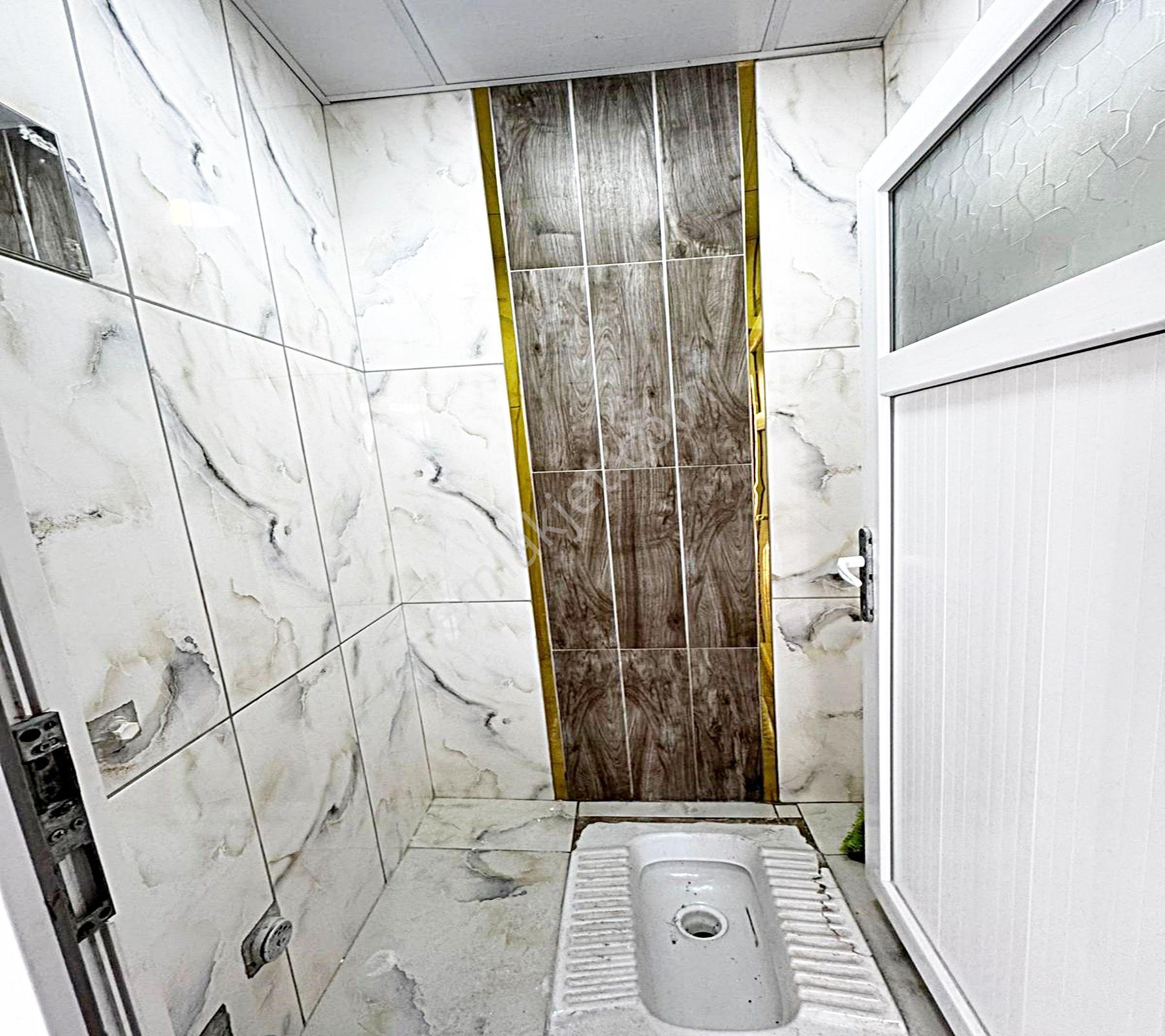 Metrobüse Yakın İskanlı Sorunsuz Temiz 2+1 100m2 Satılık Daire - Görsel 12