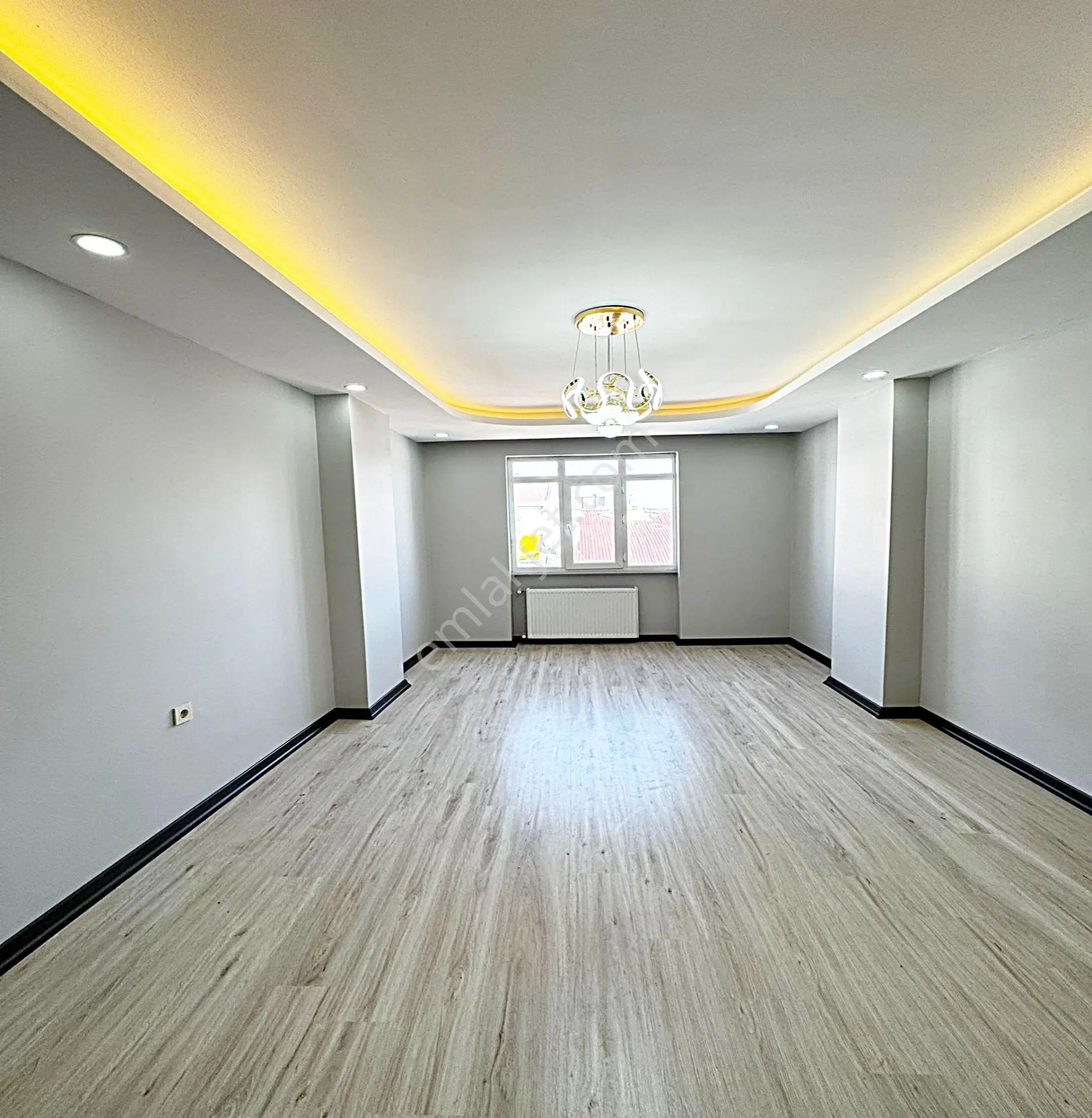 Metrobüse Yakın İskanlı Sorunsuz Temiz 2+1 100m2 Satılık Daire - Görsel 2