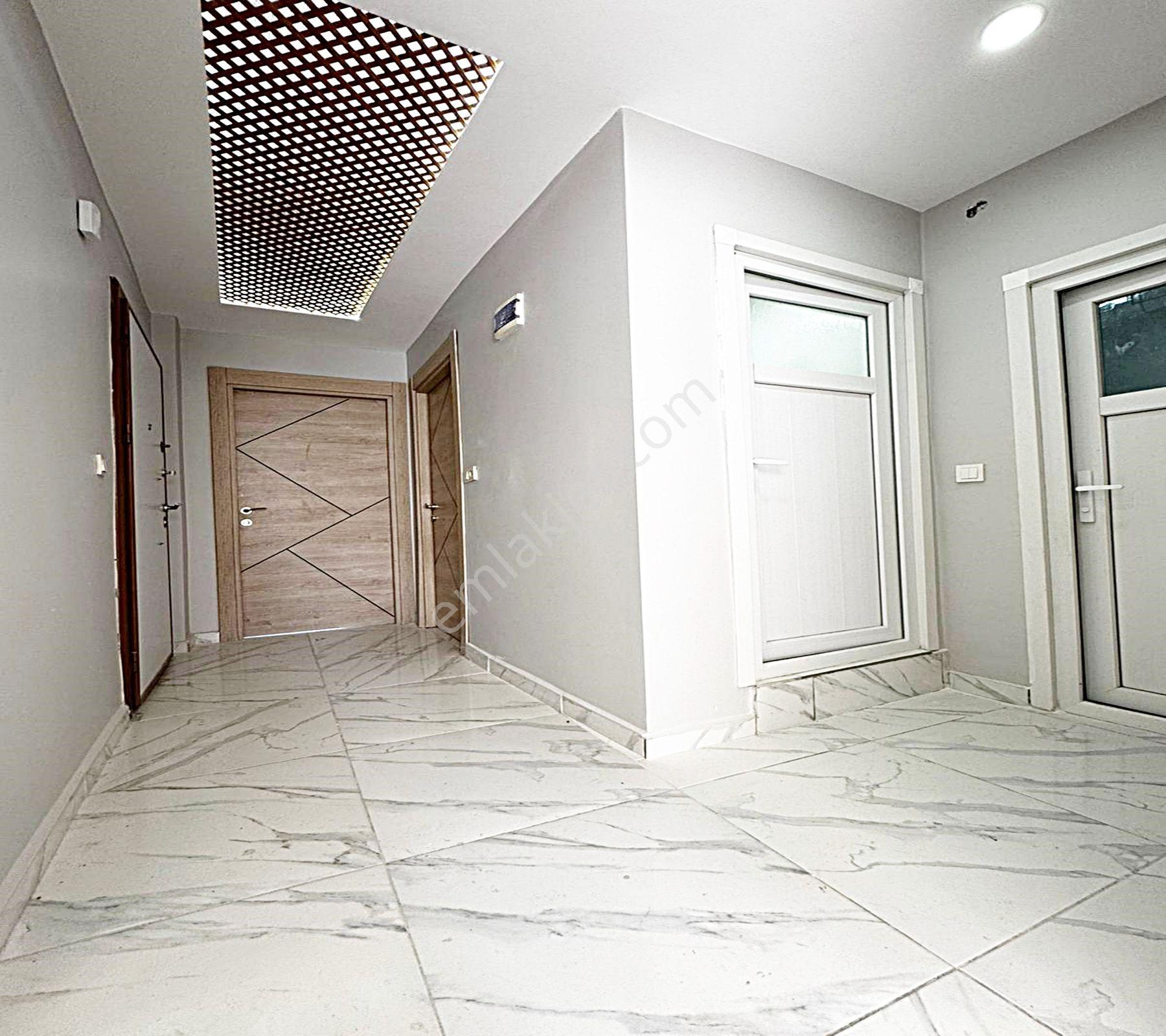 Metrobüse Yakın İskanlı Sorunsuz Temiz 2+1 100m2 Satılık Daire - Görsel 19