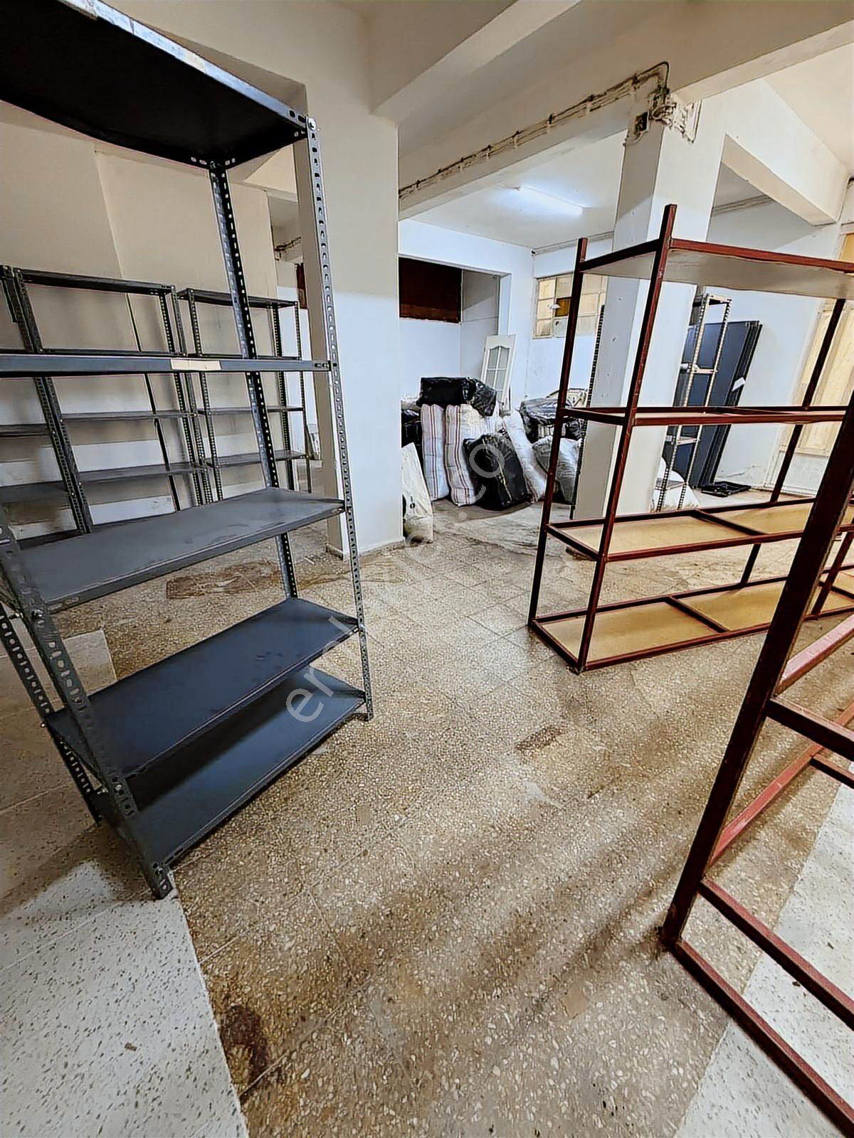 Demet Ordu Cad Yakın Wc Li 2 Dükkan Tek Tapu Satılık - Görsel 3