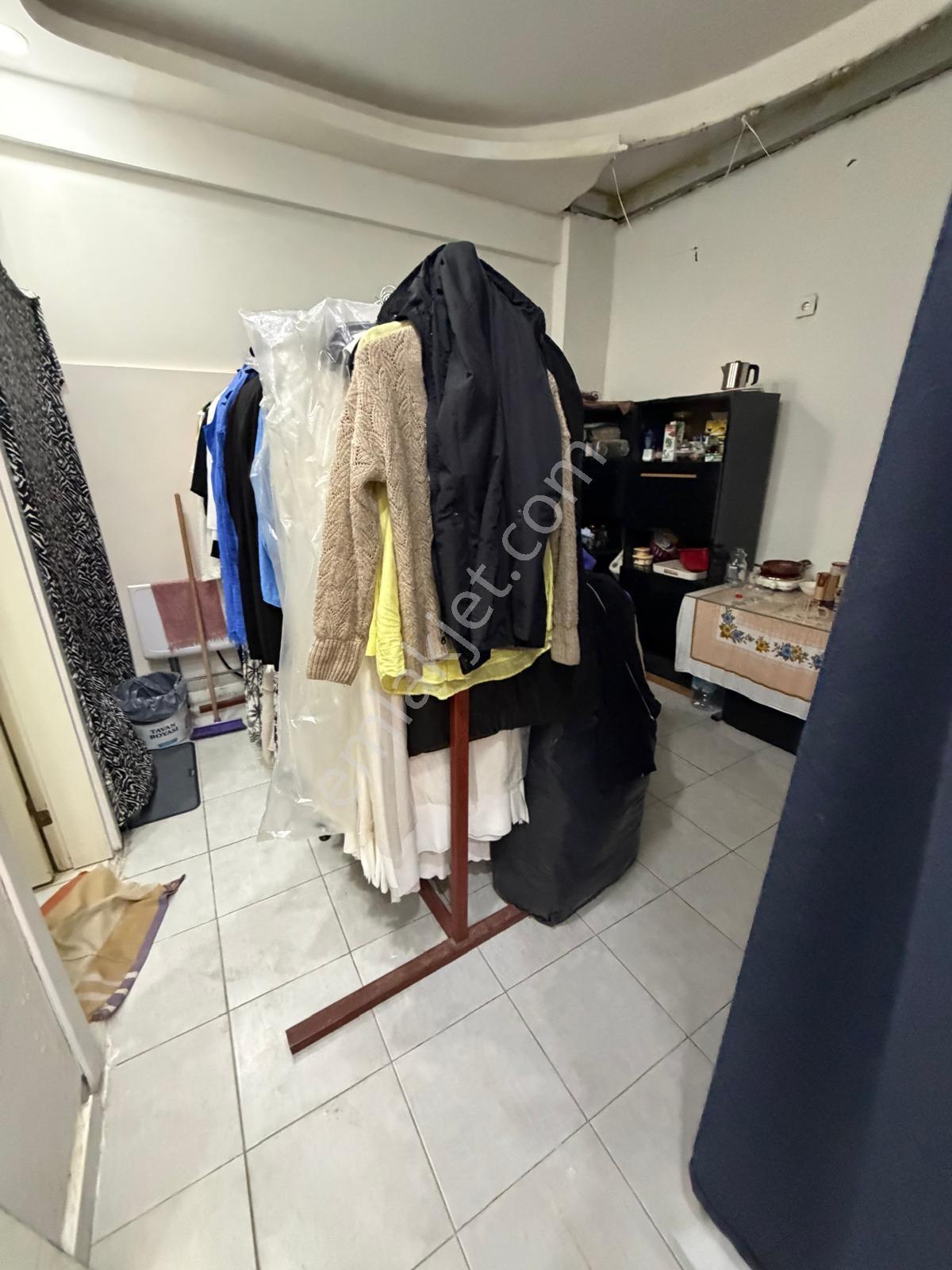 Demet Ordu Cad Yakın Wc Li 2 Dükkan Tek Tapu Satılık - Görsel 12