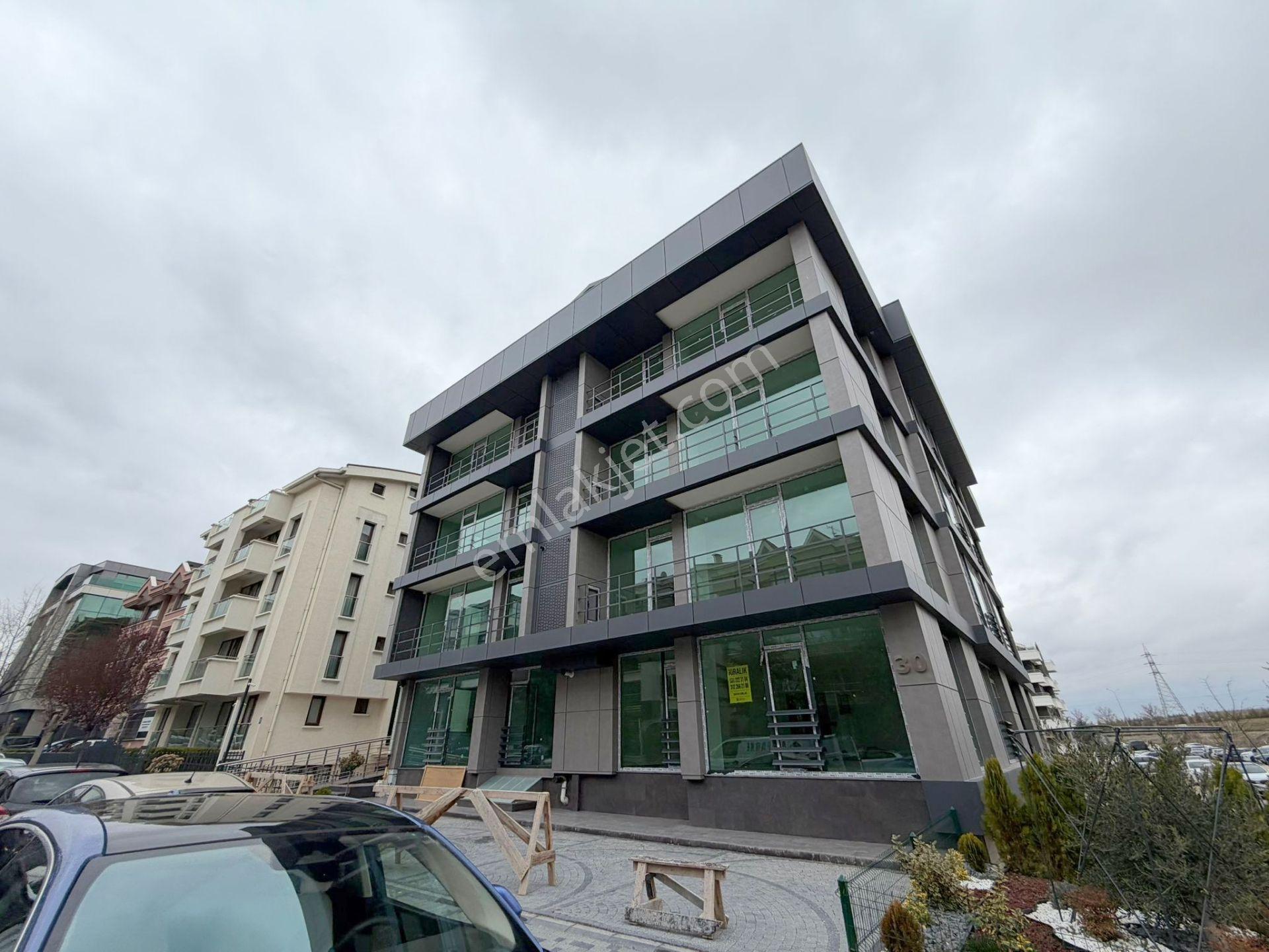 Mustafa Kemal'de Havelsan Yanı 100 M2 Sıfır Köşe Ofis Ön Cephe - Görsel 2