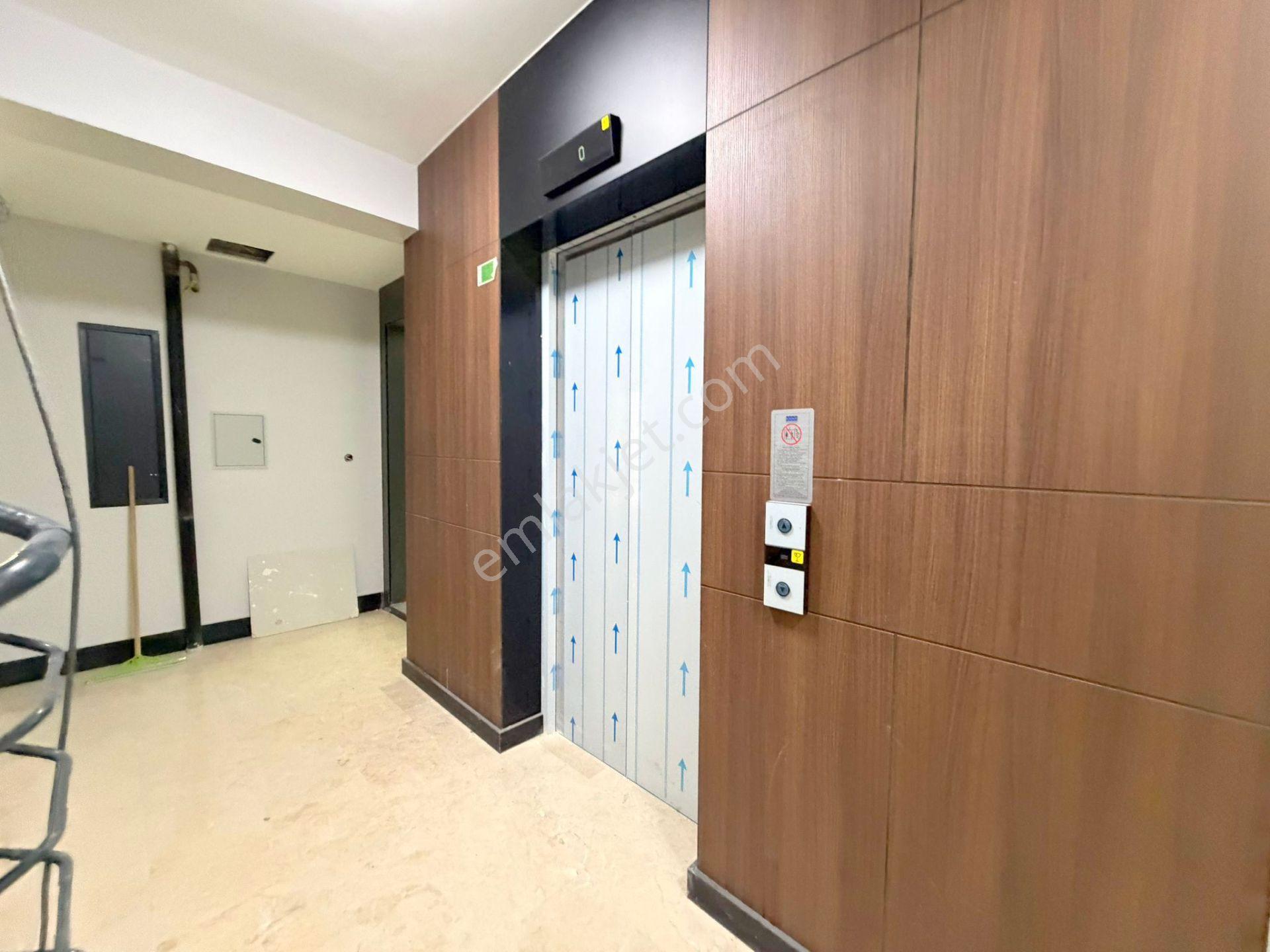 Mustafa Kemal'de Havelsan Yanı 100 M2 Sıfır Köşe Ofis Ön Cephe - Görsel 21