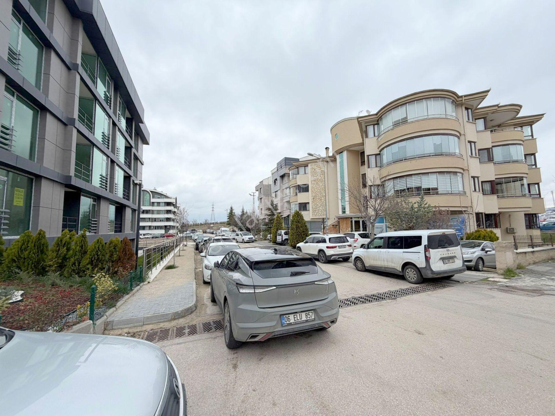 Mustafa Kemal'de Havelsan Yanı 100 M2 Sıfır Köşe Ofis Ön Cephe - Görsel 4