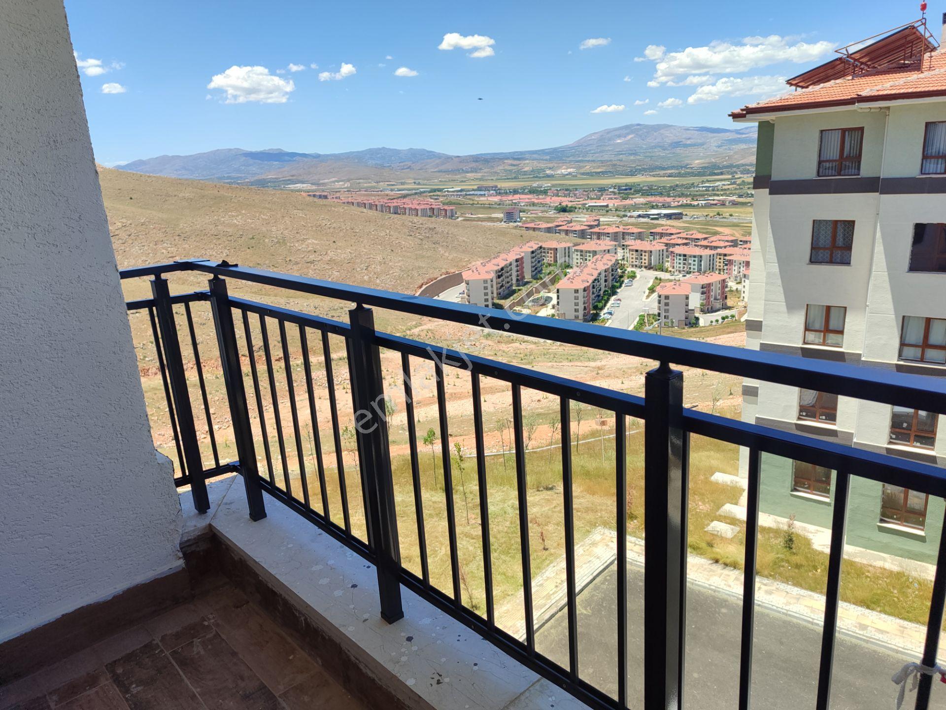 Yemişlik 13.etap Tokide Kiralık 3+1 Sıfır Ara Kat Daire - Görsel 6