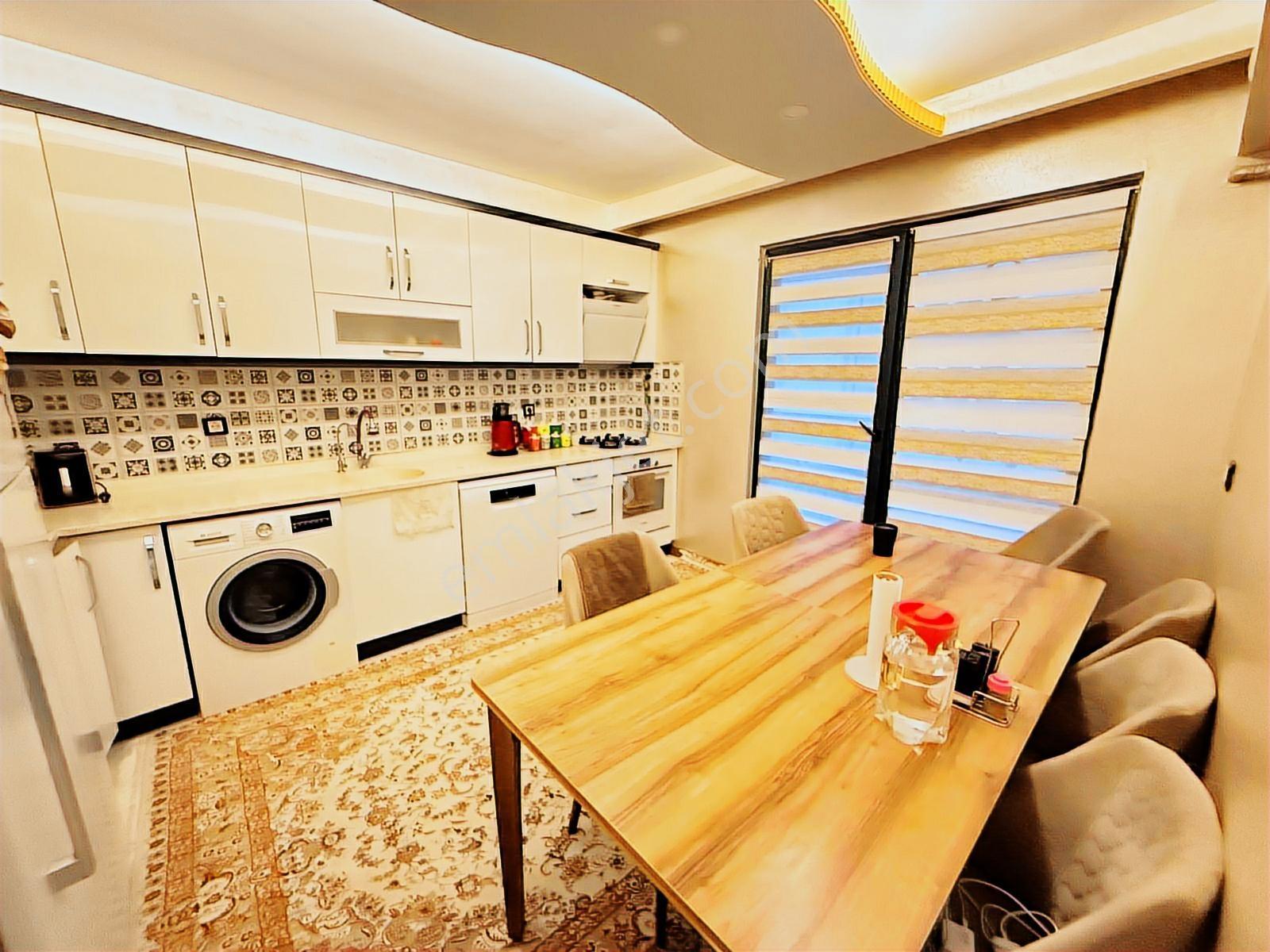 B.m Real Estate Satılık 3+1 Daıre - Görsel 17