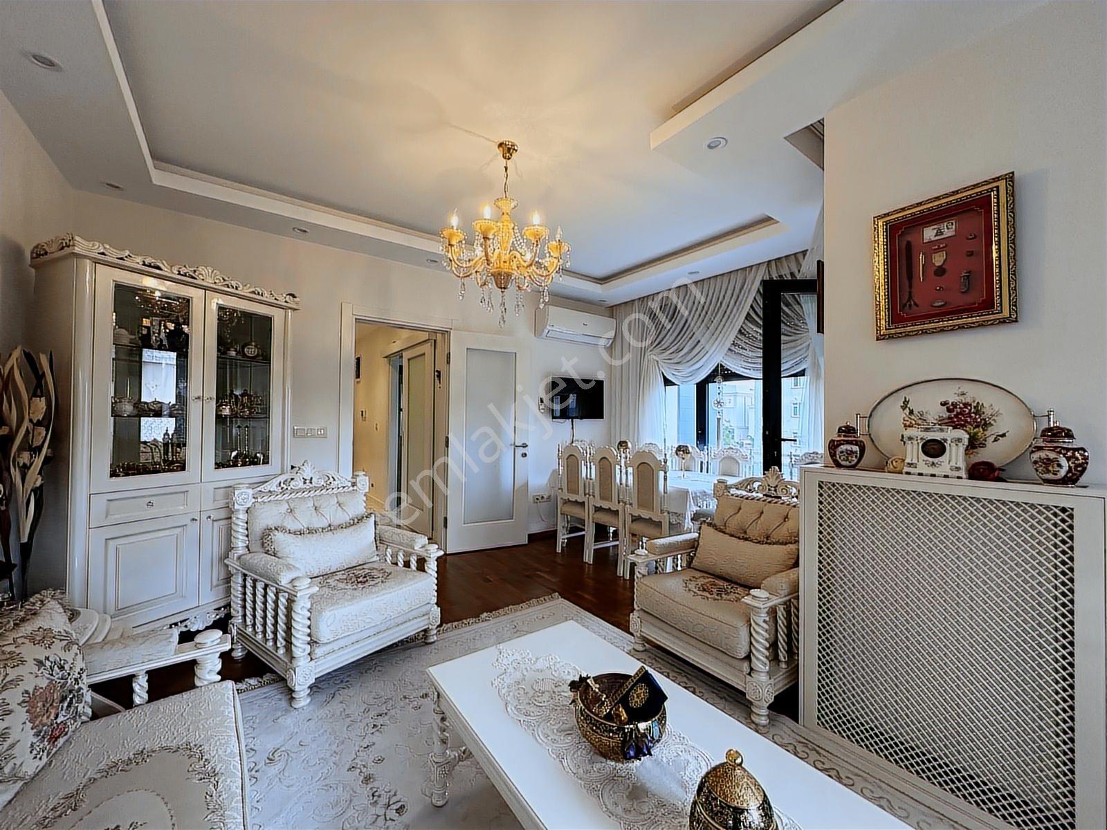 Kozyatağı Central Hospital Civarı Balkonlu Ebev. Banyolu 3+1 - Görsel 30