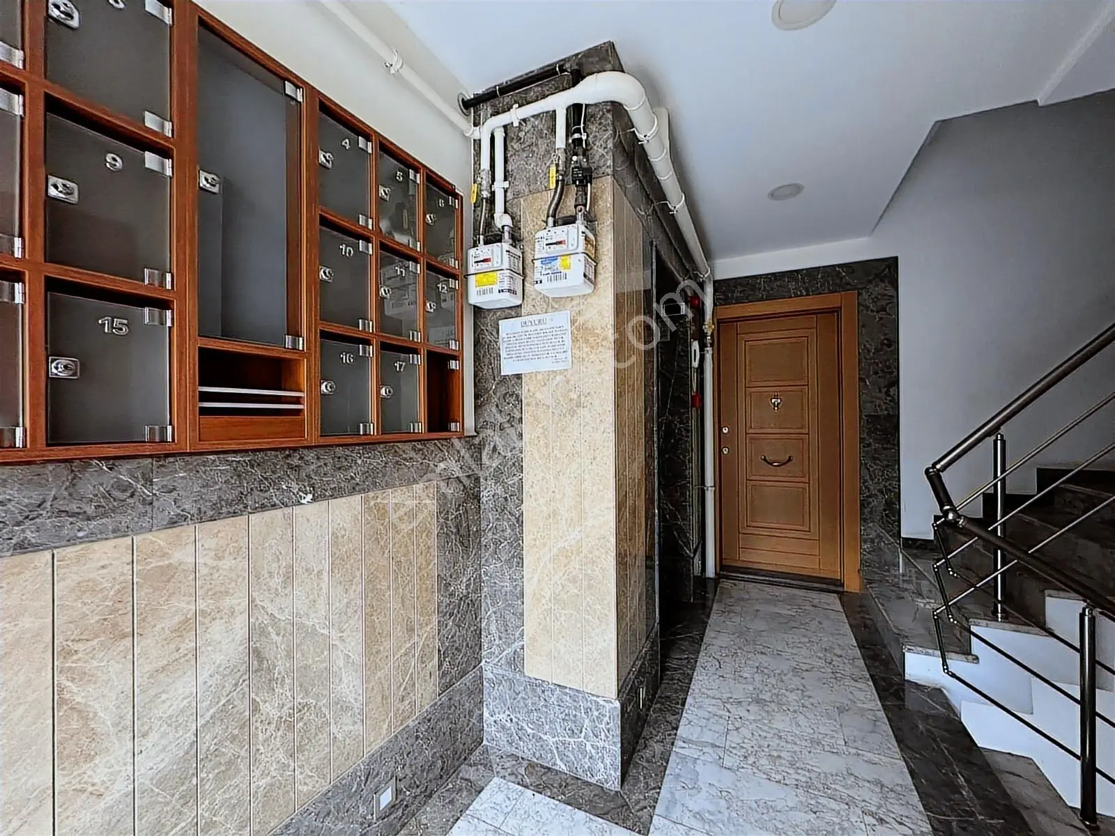 Kozyatağı Central Hospital Civarı Balkonlu Ebev. Banyolu 3+1 - Görsel 7