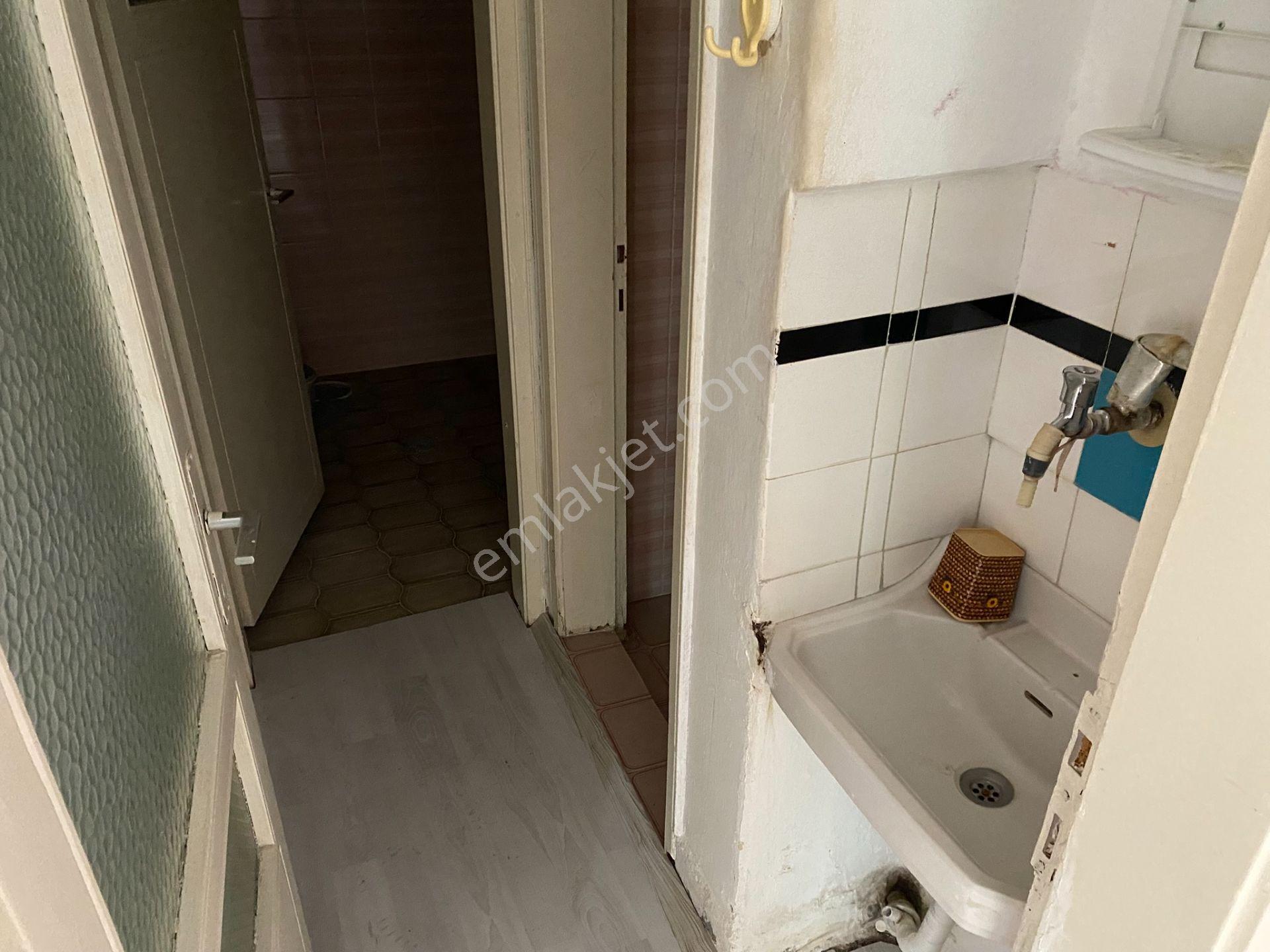 Gazi Cd. Üzeri, Elit Fırın Yakını Köşe Başı, 85 M2, 2+1 Doğalgazlı Kiralık Daire - Görsel 5