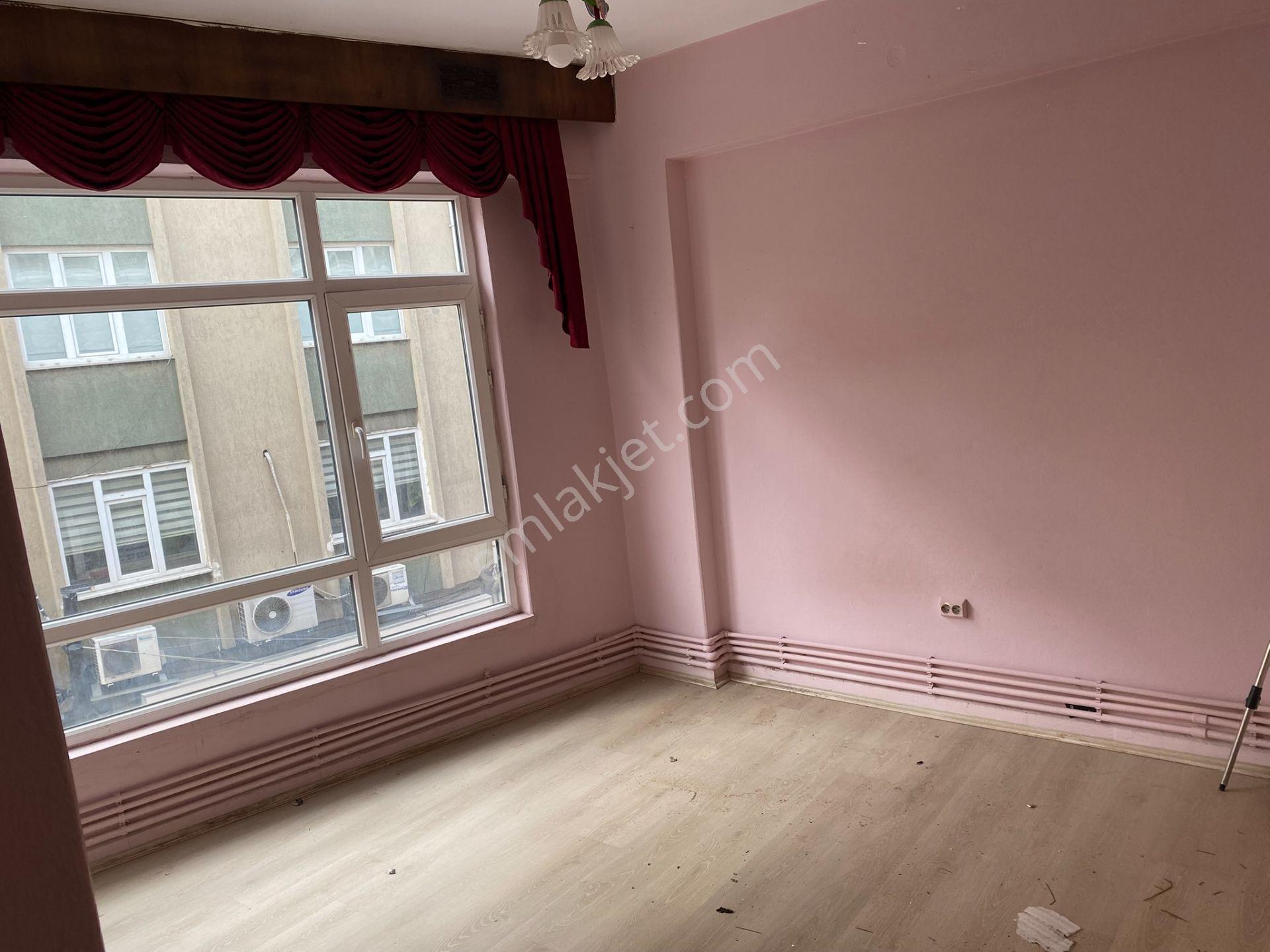 Gazi Cd. Üzeri, Elit Fırın Yakını Köşe Başı, 85 M2, 2+1 Doğalgazlı Kiralık Daire - Görsel 4