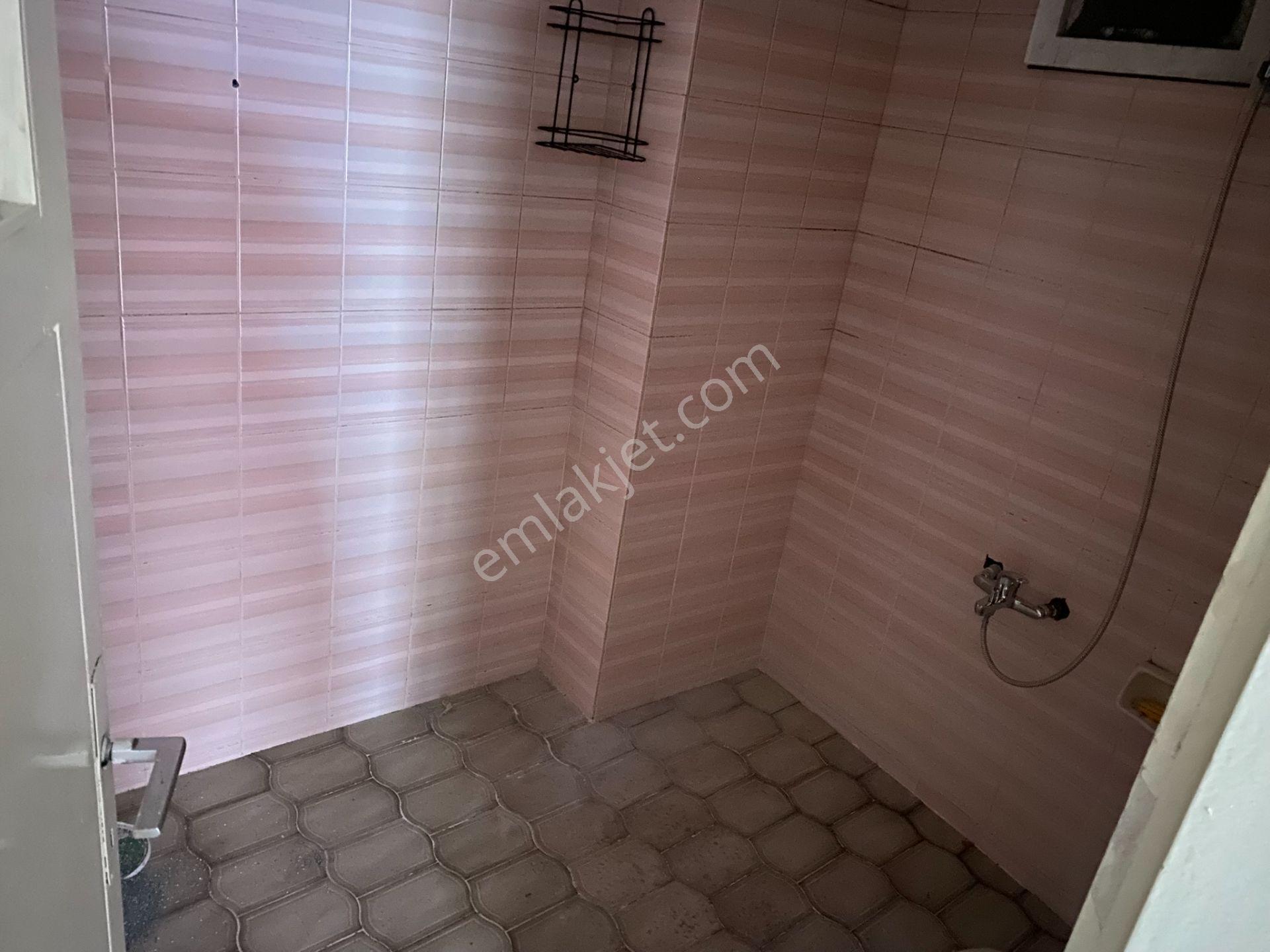 Gazi Cd. Üzeri, Elit Fırın Yakını Köşe Başı, 85 M2, 2+1 Doğalgazlı Kiralık Daire - Görsel 8