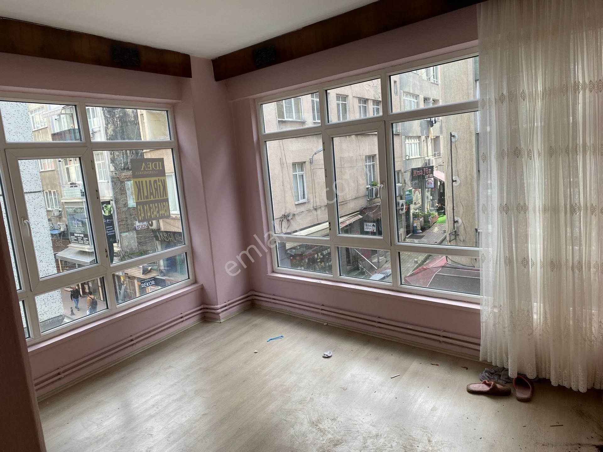 Gazi Cd. Üzeri, Elit Fırın Yakını Köşe Başı, 85 M2, 2+1 Doğalgazlı Kiralık Daire - Görsel 20