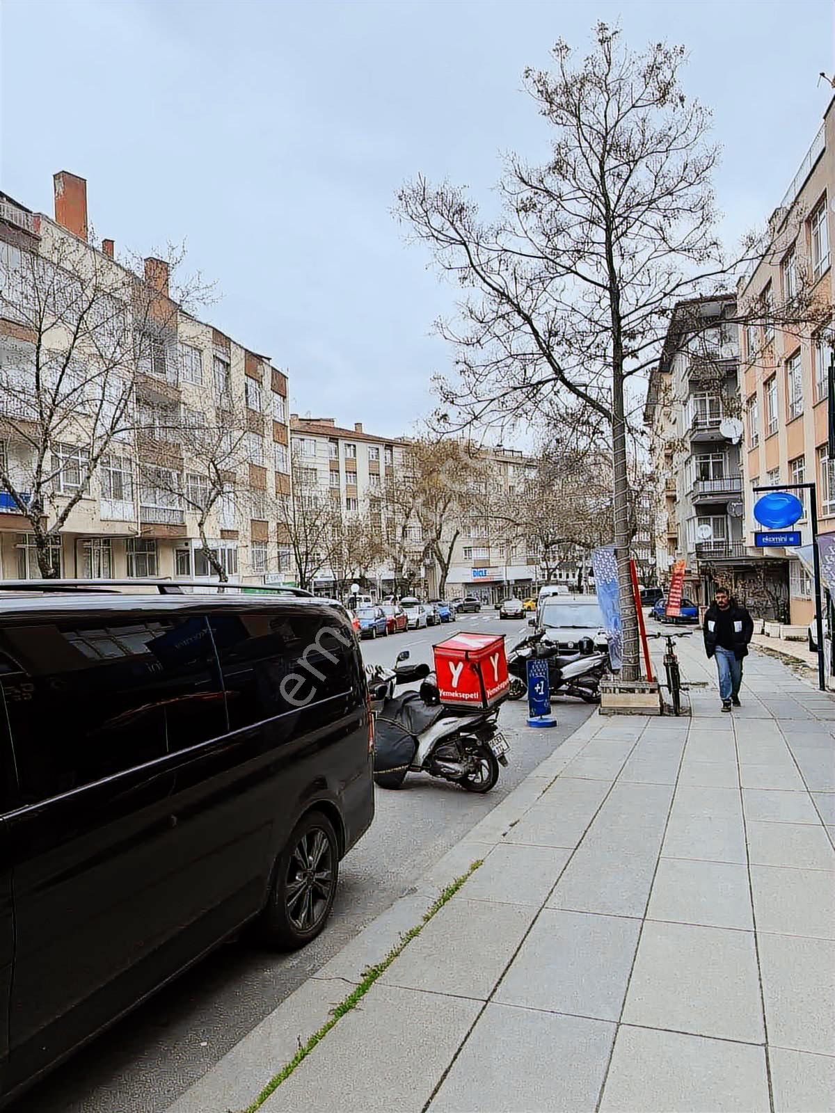 Bülbülderesi'nde-cadde Üzeri-satıllık Dükkan - Görsel 7