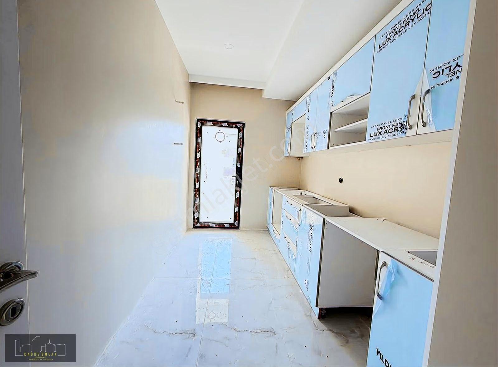 Cadde Emlak Gültepe Mah Metrobüse 5,6 Dk Sıfır 2+1 Ara Kat Daire - Görsel 14