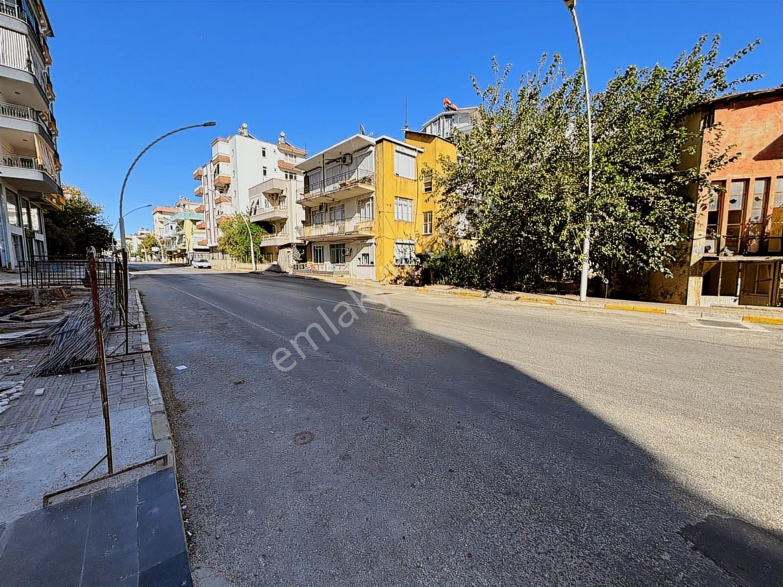 Usta Gayrimenkul'den Kiralık Cadde Üzerinde Sıfır Dükkan - Görsel 4