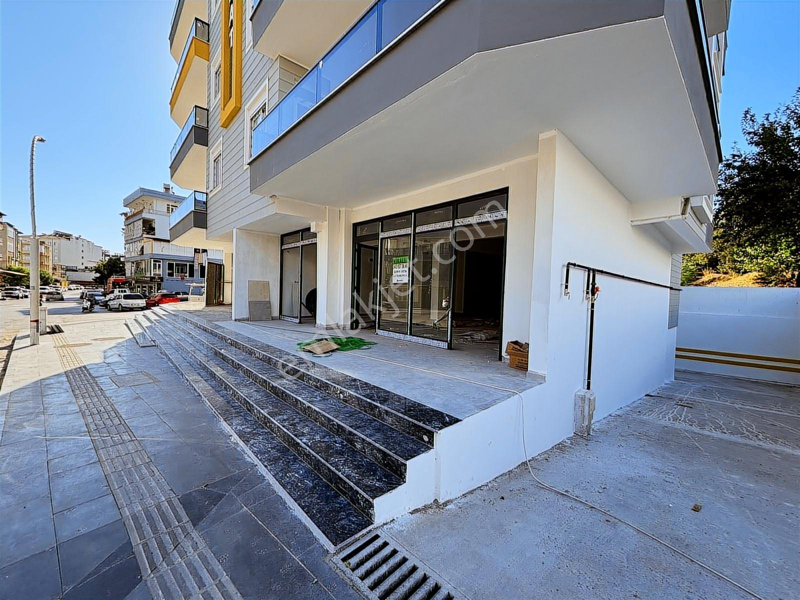 Usta Gayrimenkul'den Kiralık Cadde Üzerinde Sıfır Dükkan - Görsel 5