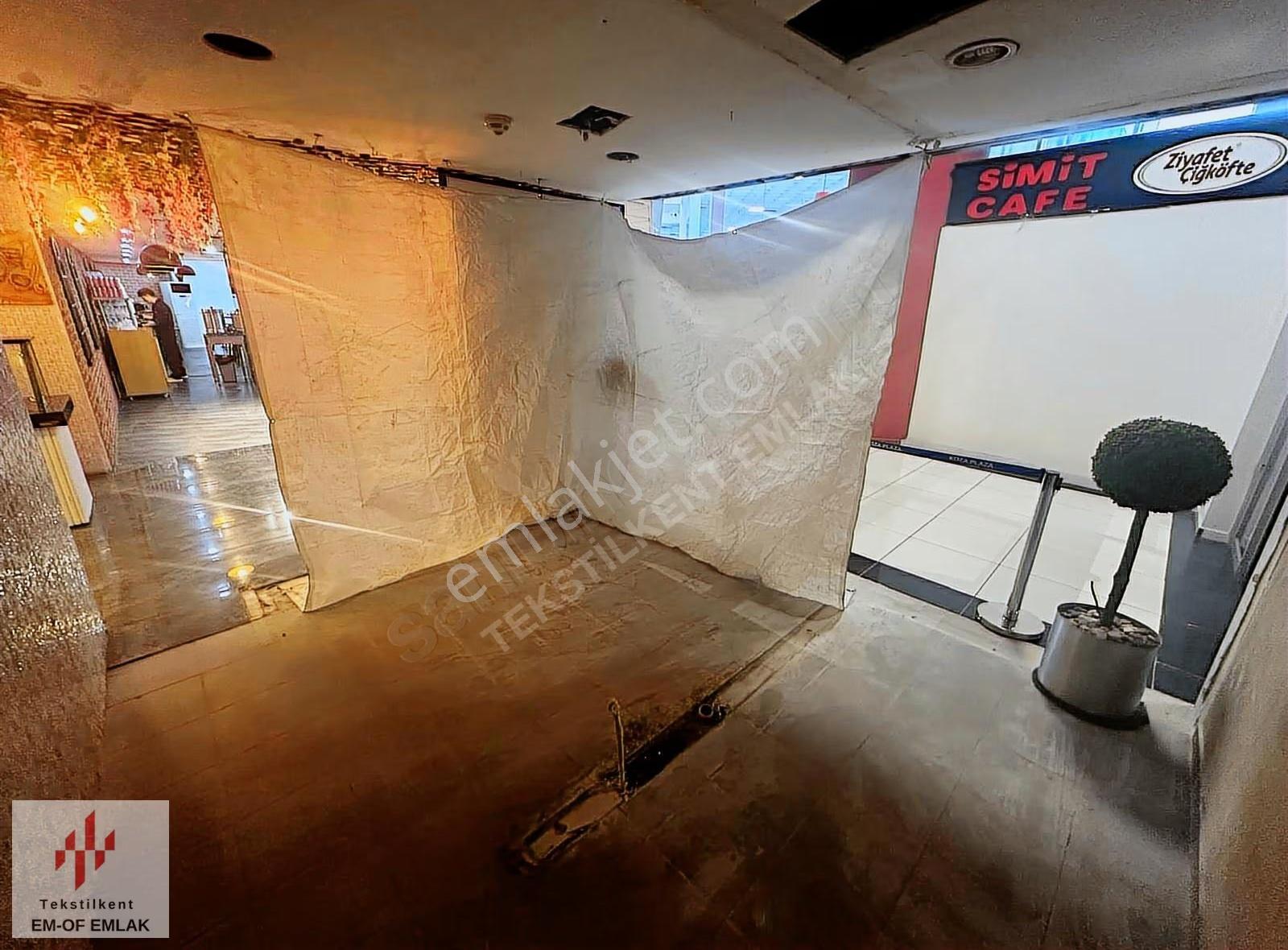 Koza Plaza Avm'de Ayak Üstü Satışa Uygun Olan Kiralık İş Yeri - Görsel 11