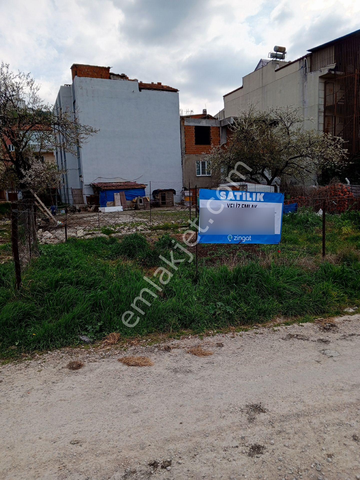 Yeliz'den Manisa Somada 3 Kat İmarlı Arsa