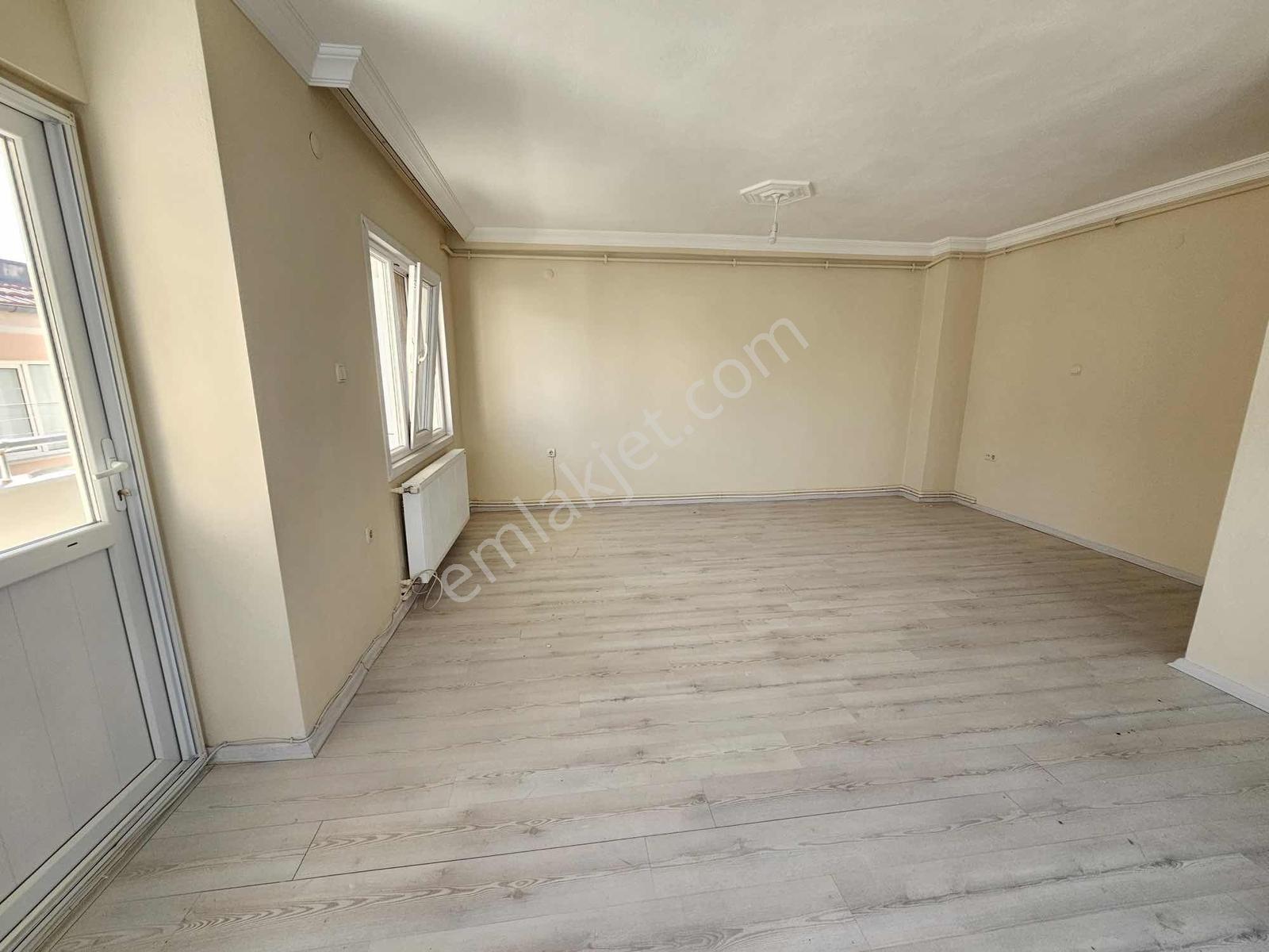 Onmax'tan Öğretmenler Mahallesinde Satılık 70 M2 Geniş 1+1 Daire - Görsel 5