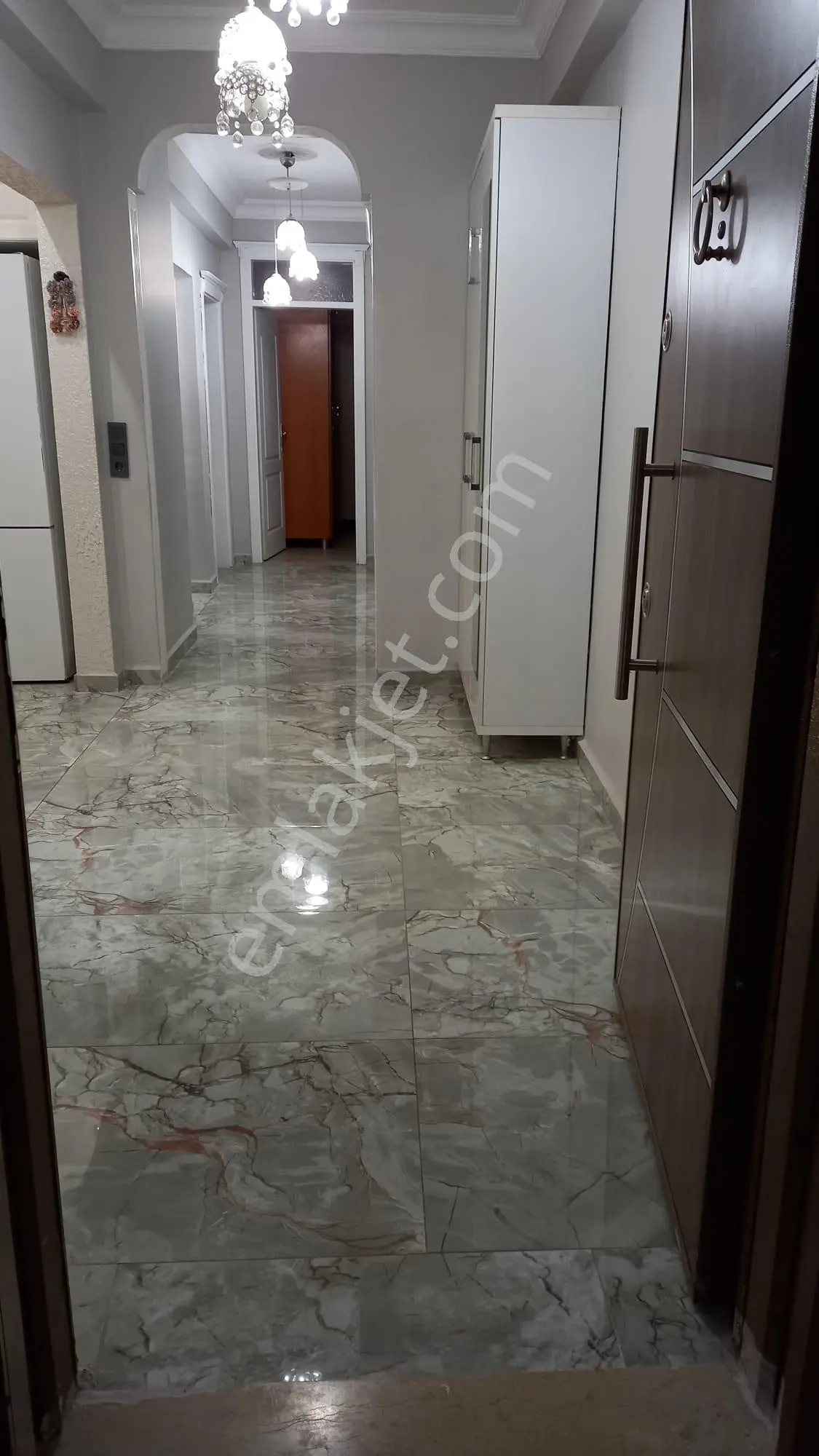 Sahibinden Modern Evler Mahallesi'nde 2+1 Full Eşyalı Lüks Kiralık Daire - Görsel 2