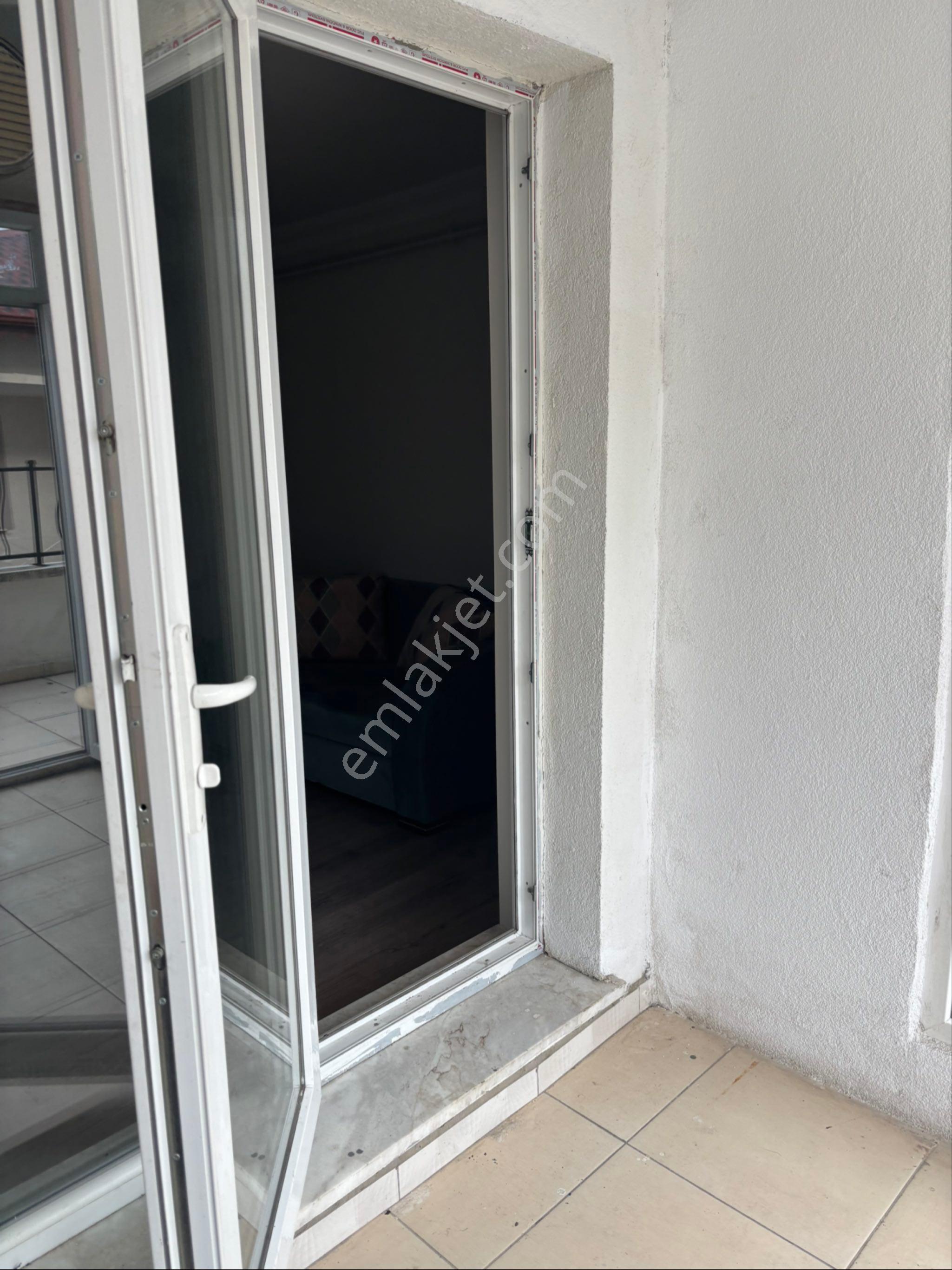 Çay Mahallesi Şakirefendi Meydanında Kiralık Ofis - Görsel 6