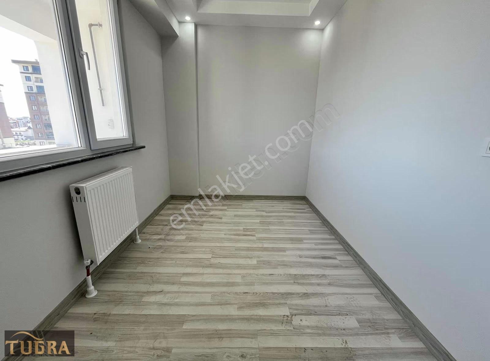 Tuğradan Hatip'de Site İçinde Sıfır 2+1 Ön Cephe Satılık Daire - Görsel 27