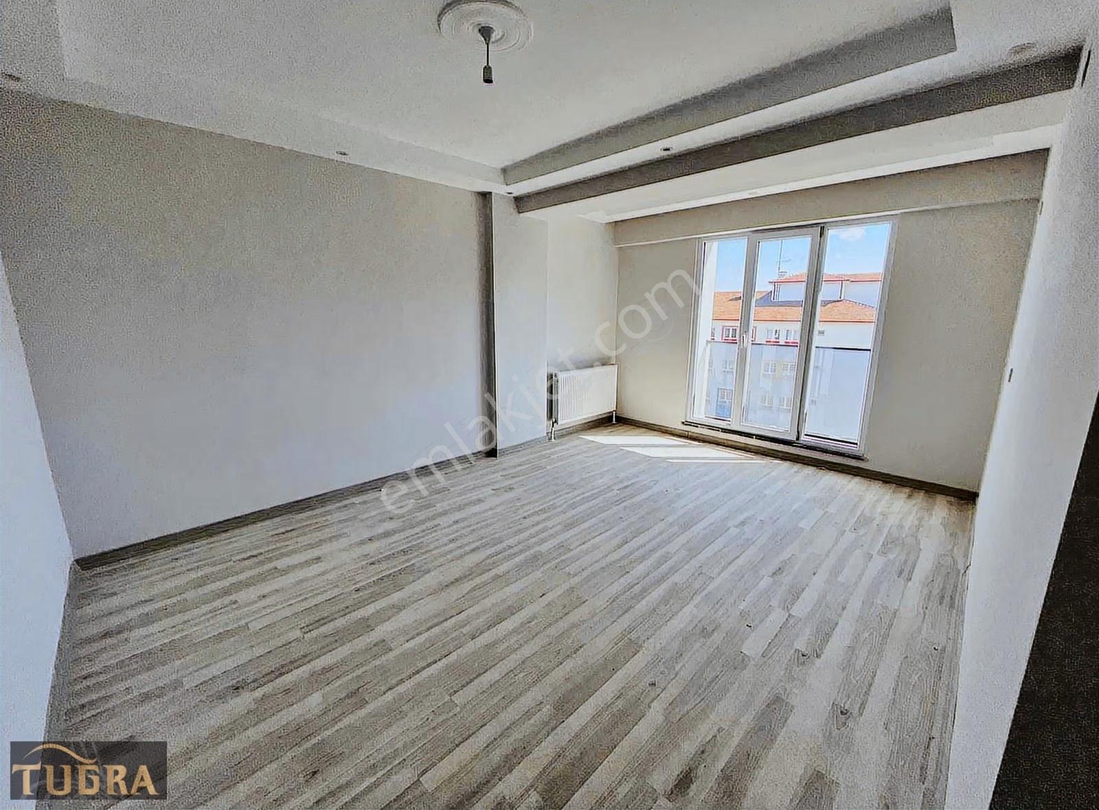 Tuğradan Hatip'de Site İçinde Sıfır 2+1 Ön Cephe Satılık Daire - Görsel 15