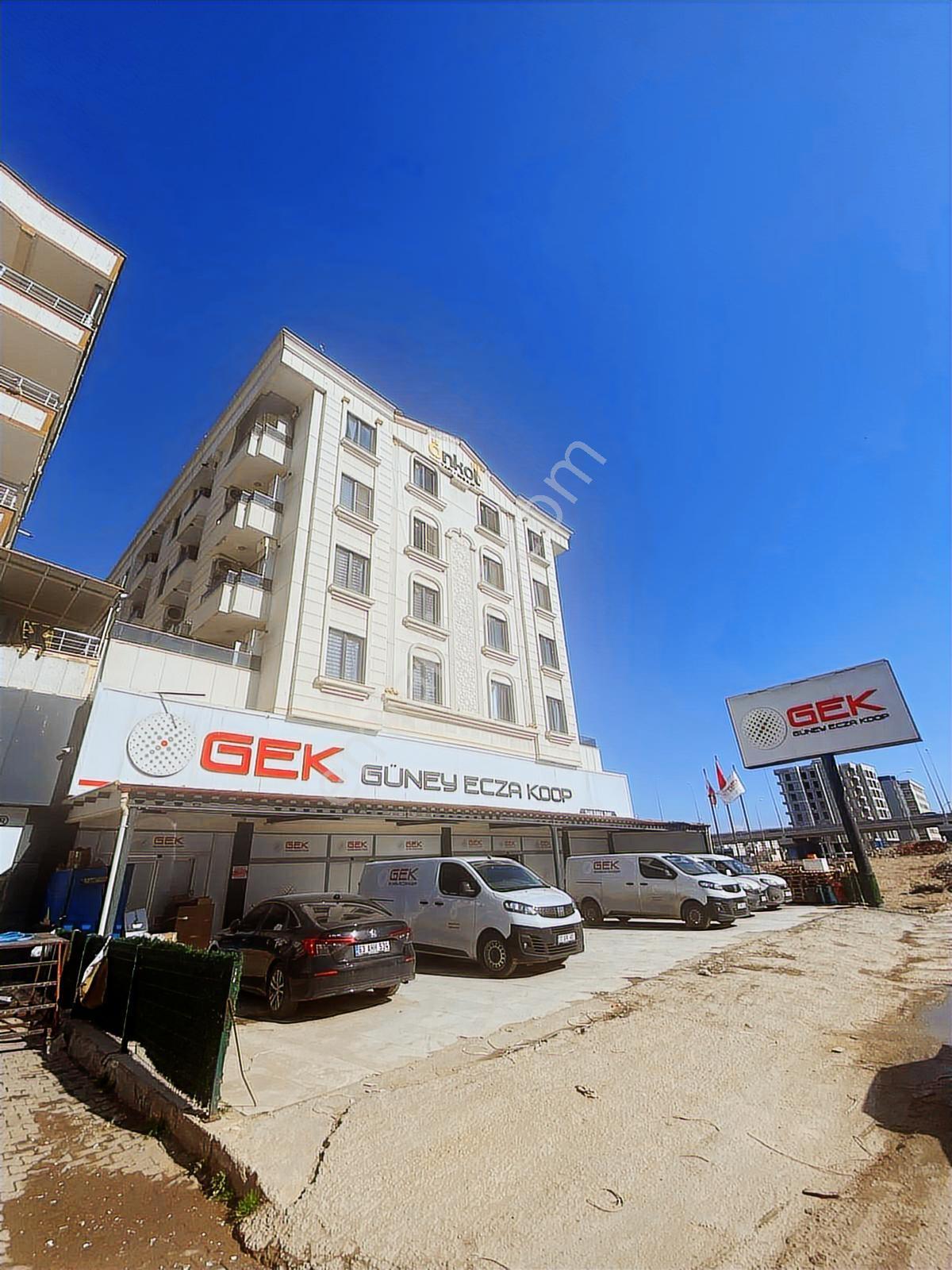 World İlkevim'den Sırrın Cadde Üzerinde Eşyalı 1+1 Kiralık Daire - Görsel 18