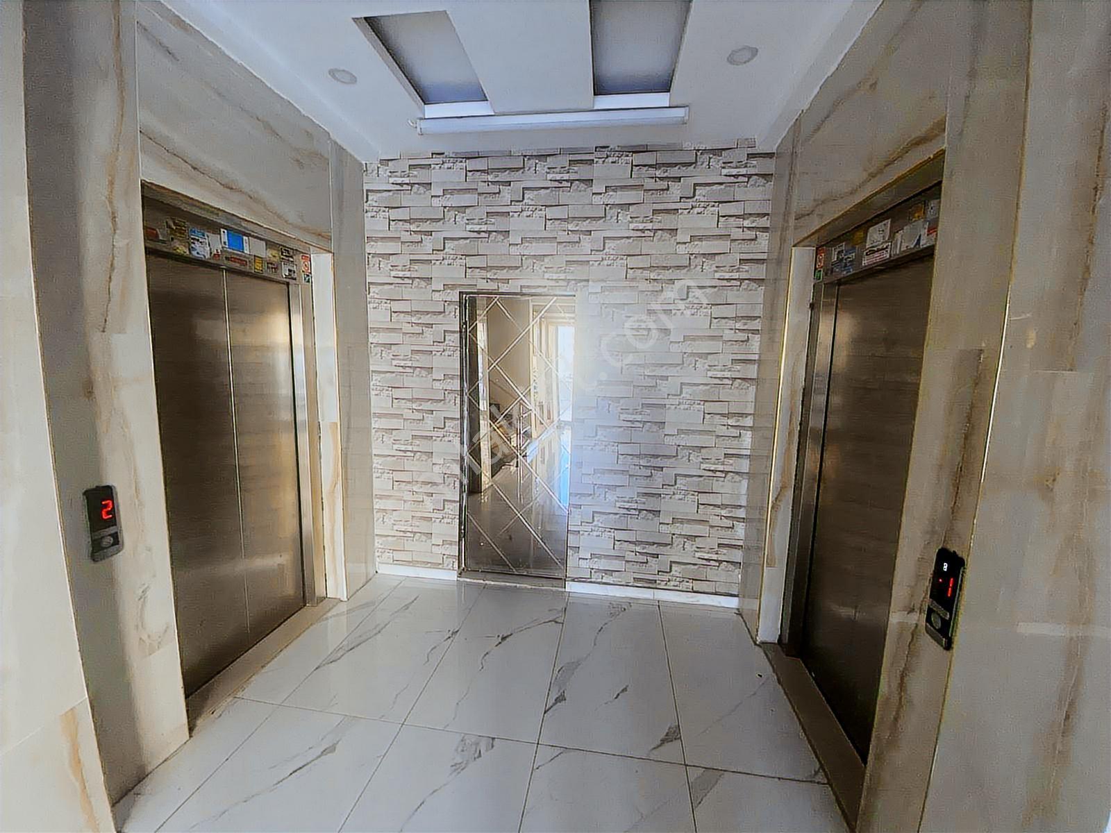 World İlkevim'den Sırrın Cadde Üzerinde Eşyalı 1+1 Kiralık Daire - Görsel 20