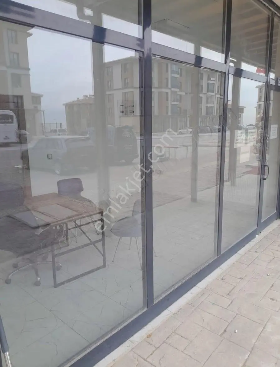 Ardıçlı Emlak Tan Kiracılı İşyeri