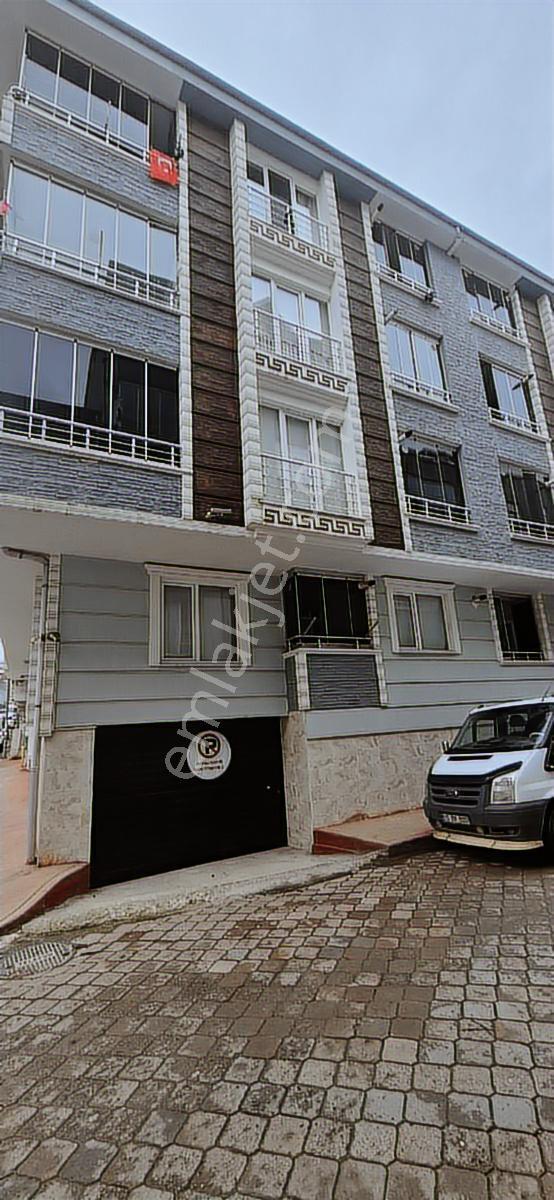 Acill..lüks 2+1 Daire 3.kat Süper Konum İlyasköy Kavşakta - Görsel 4