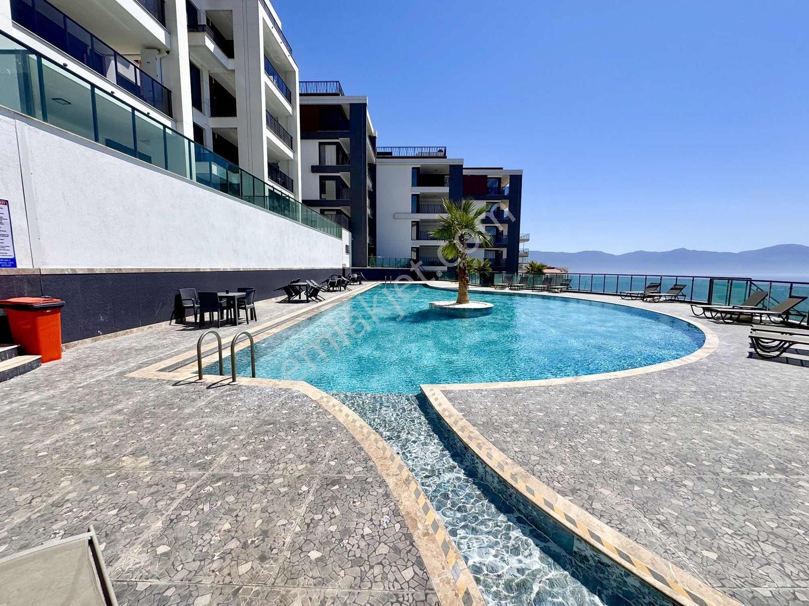Kuşadasında Nezih Site İçinde Deniz Manzaralı Satılık Daireler - Görsel 10