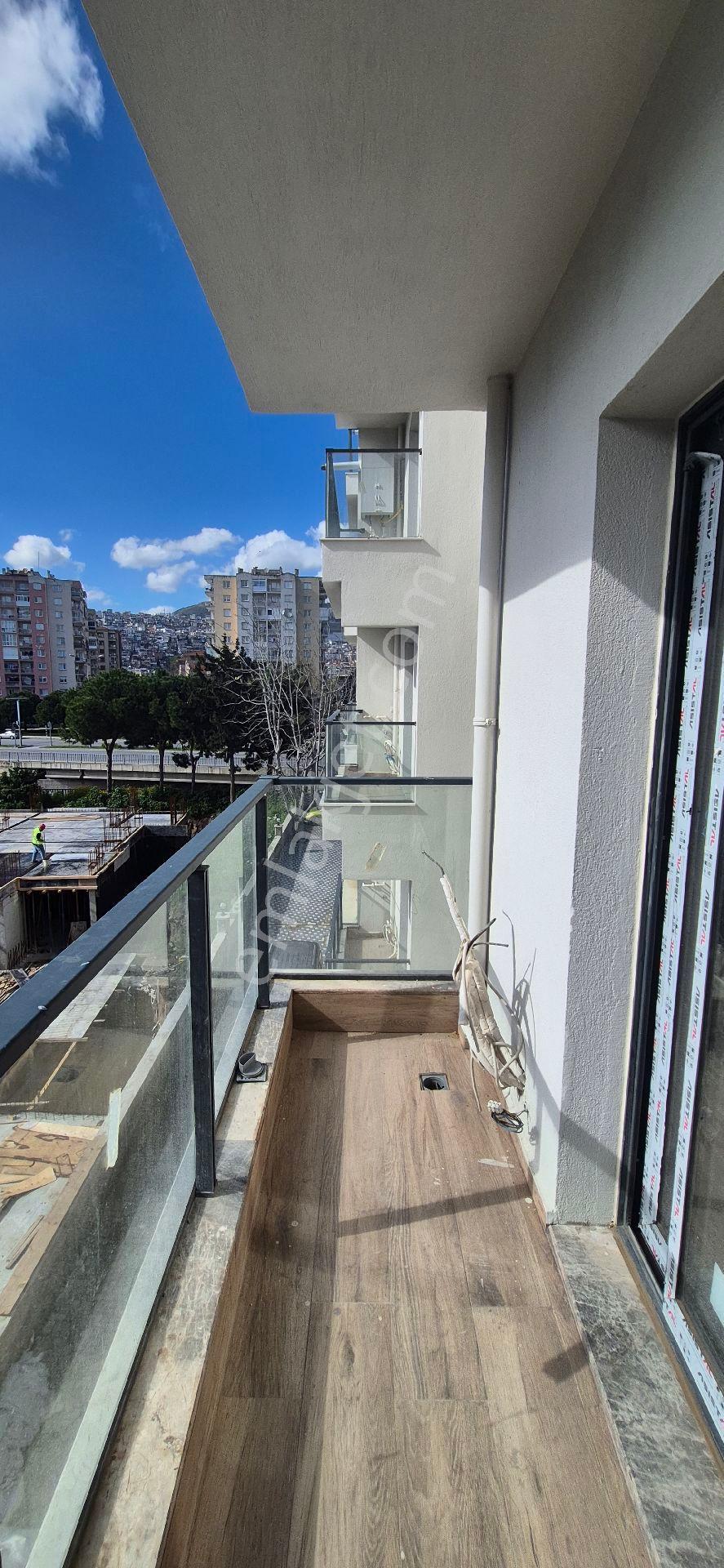Bayraklı Da 3+1 Kiralık Lüks Daire. - Görsel 14