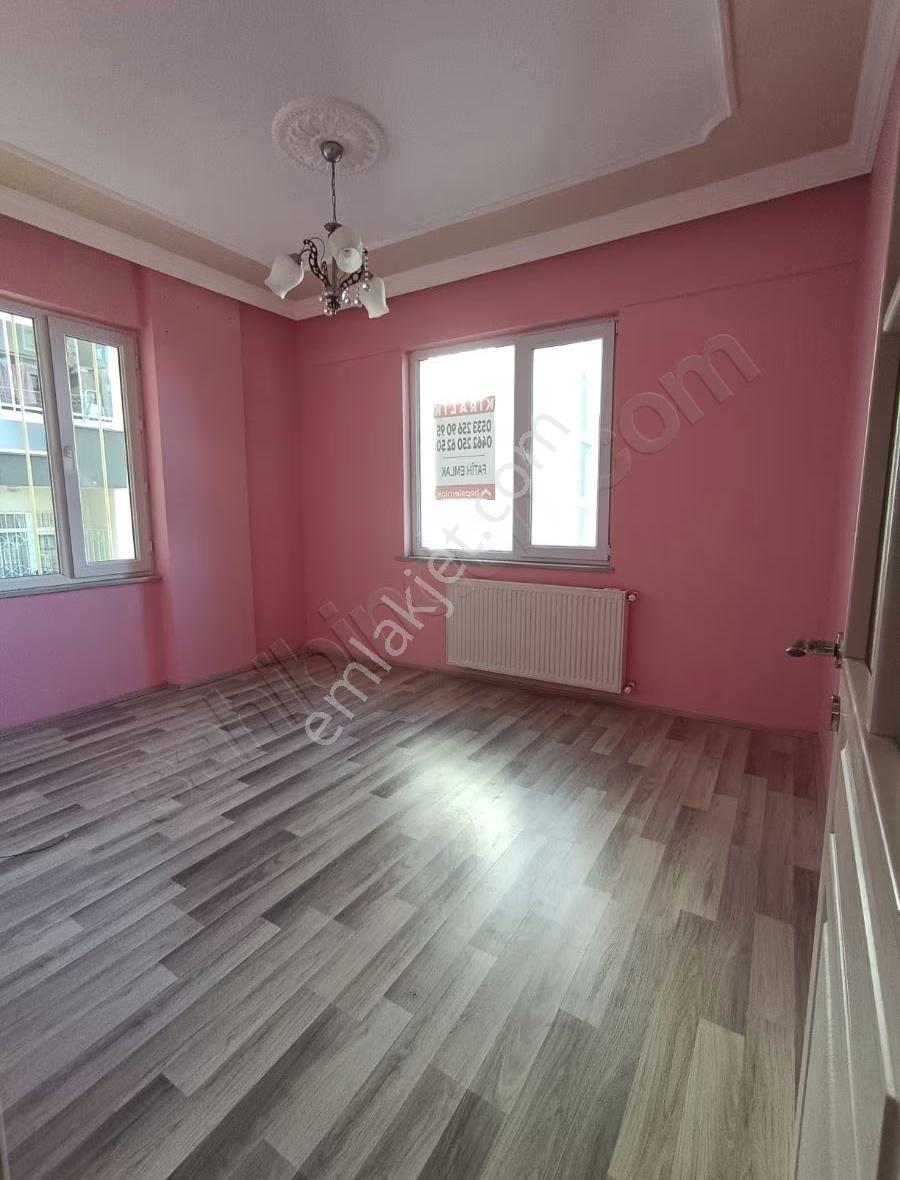 Akçaabat Ortamahalede Kiralık 2+1 Daire - Görsel 7