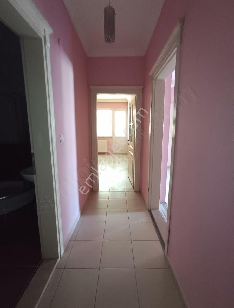 Akçaabat Ortamahalede Kiralık 2+1 Daire - Görsel 10