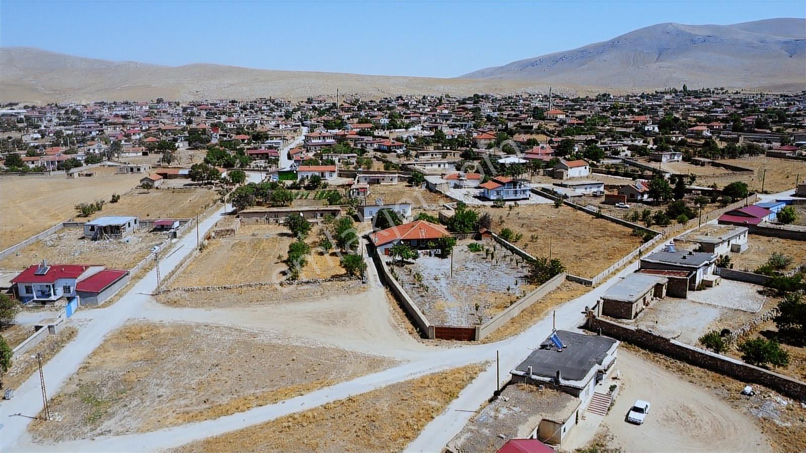 Mete Mermer'den Satilik Muhteşem Villa Arsasi