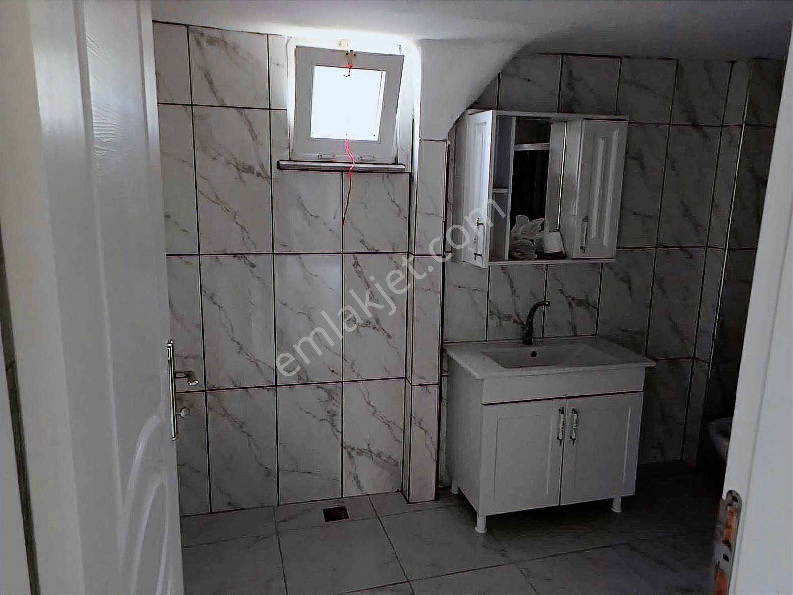 Reksa'dan Şerefiye Mh Doğalgazlı 1+1 Kiralık Daire - Görsel 5
