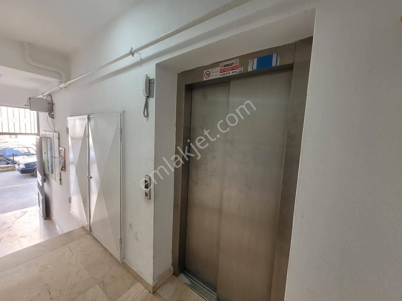 Adalet Caddesinde Tüm Resmi Kurumlara Yakın Geniş 2+1 - Görsel 19