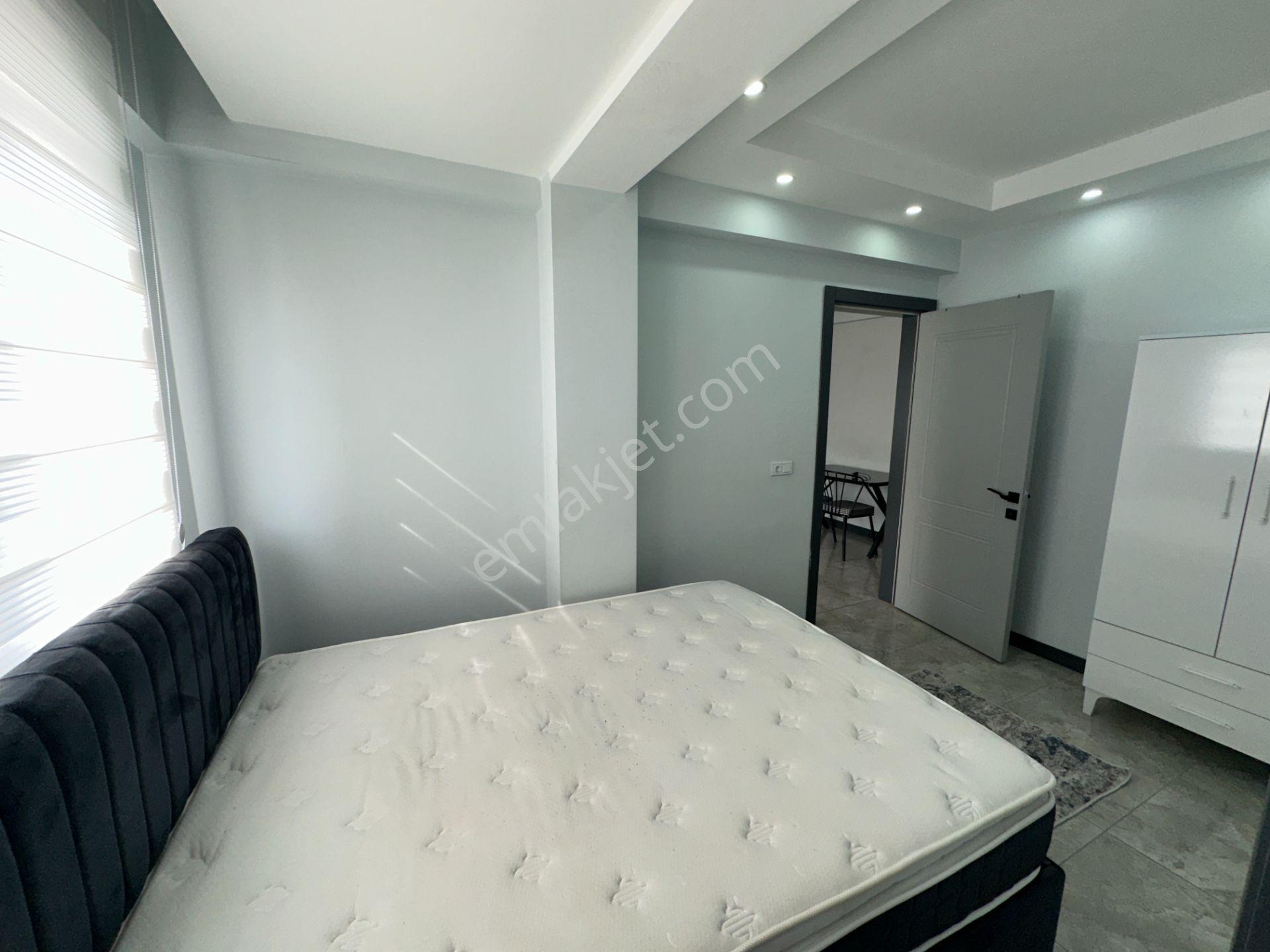 Çınara Yakın Yeni Bina Eşyalı Kiralık 1+1 Kombili Ara Kat Daire - Görsel 9