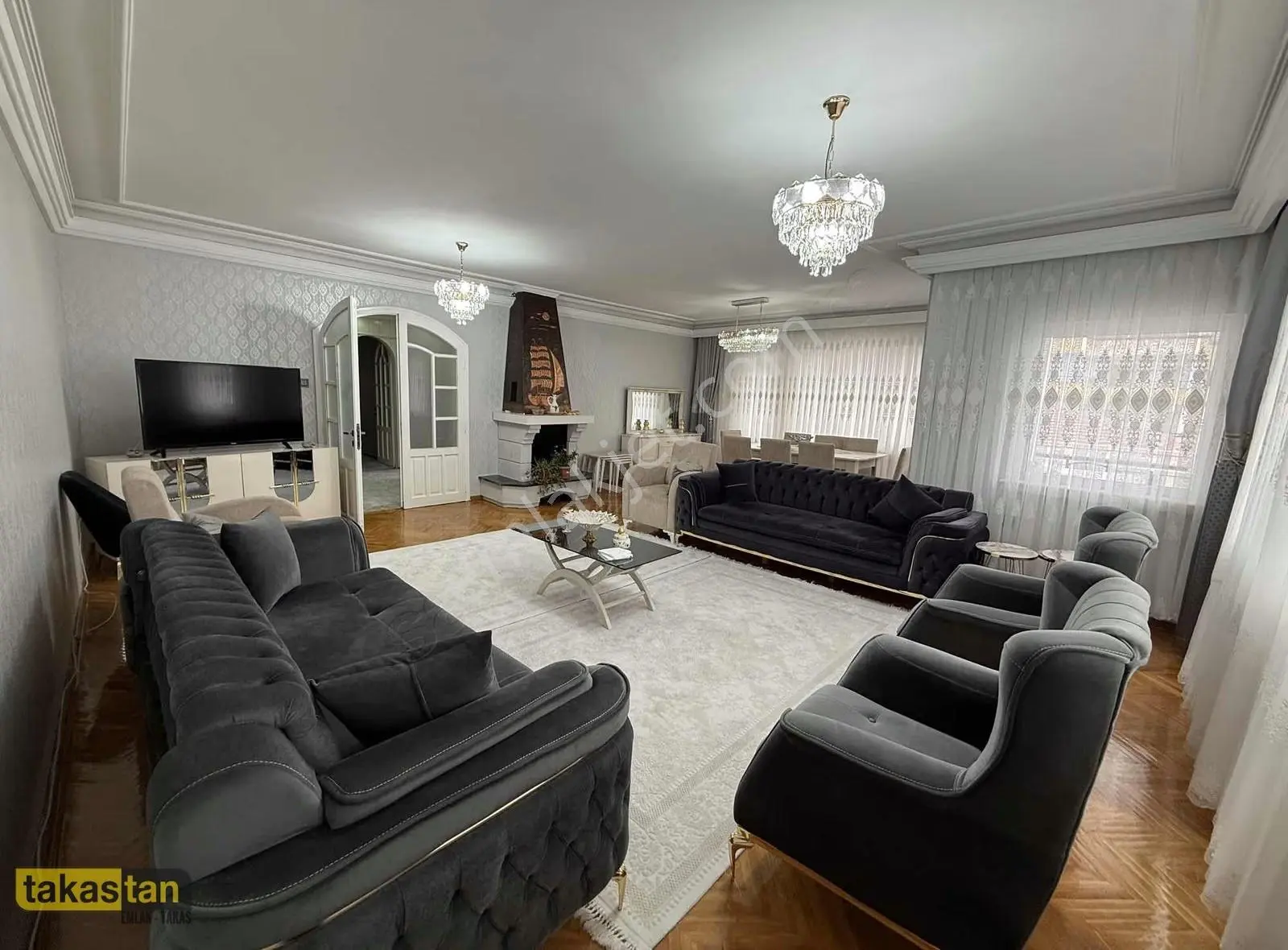 Pancarlı Mahallesinde Geniş 200 M² 3+1 Satılık Daire - Görsel 3