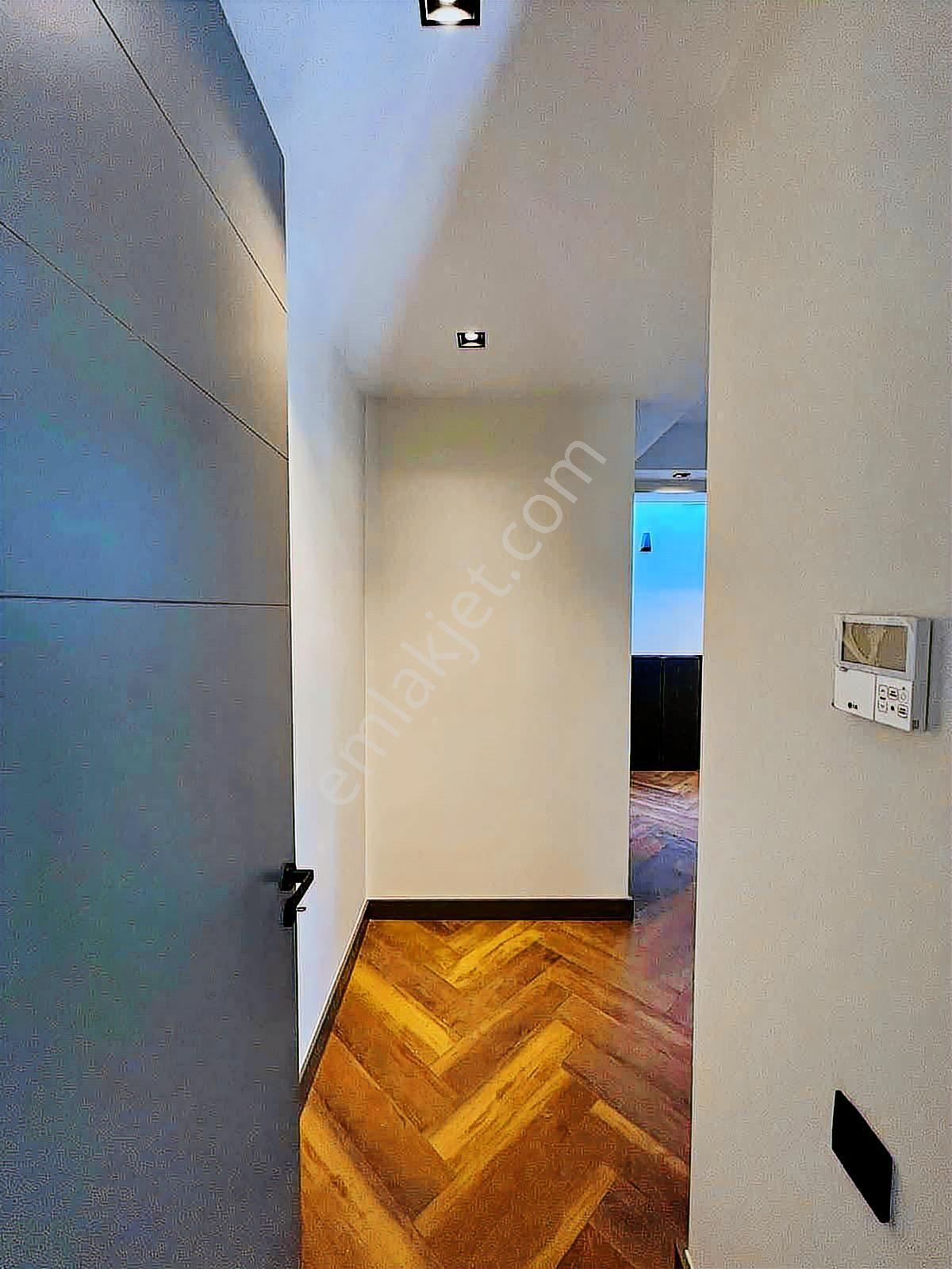 Çeşme Paşalimanında 5+1 Deniz Manzaralı, Havuzlu Satılık Villa - Görsel 30