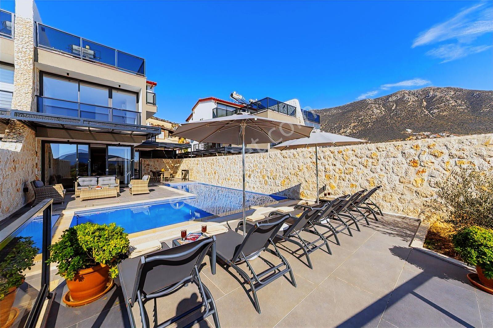Kılıçsoy'dan Kaş Kalkan'da Havuzlu Yüksek Kira Getirili Villa - Görsel 19